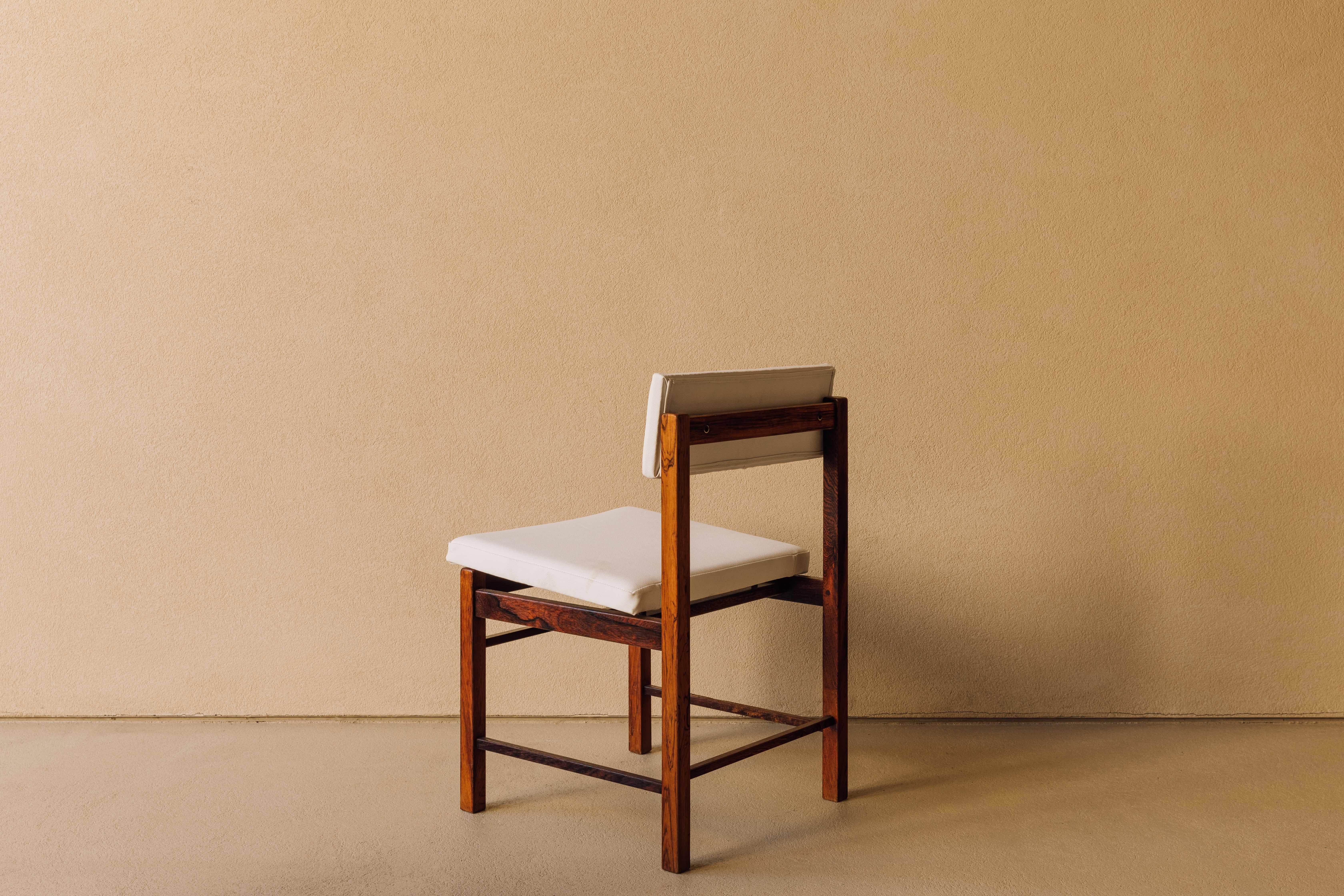 Brazilian Tiao Dining Chair by Sergio Rodrigues, 1959 For Sale