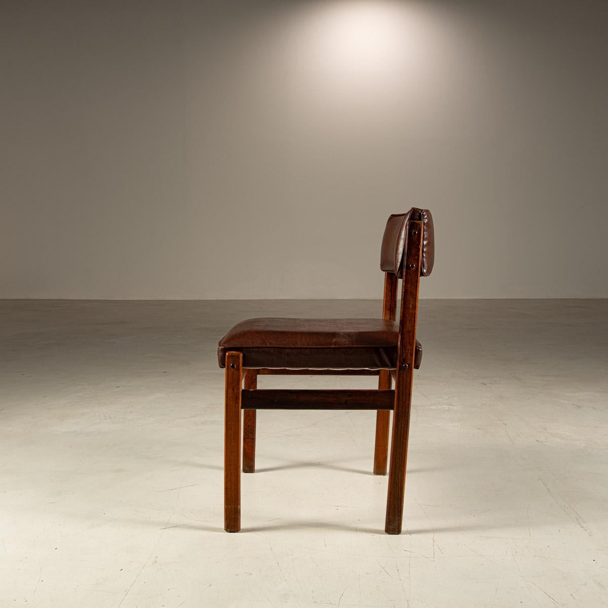 Sedie da pranzo 'Tião', di Sergio Rodrigues, design brasiliano del metà del secolo scorso in vendita 3