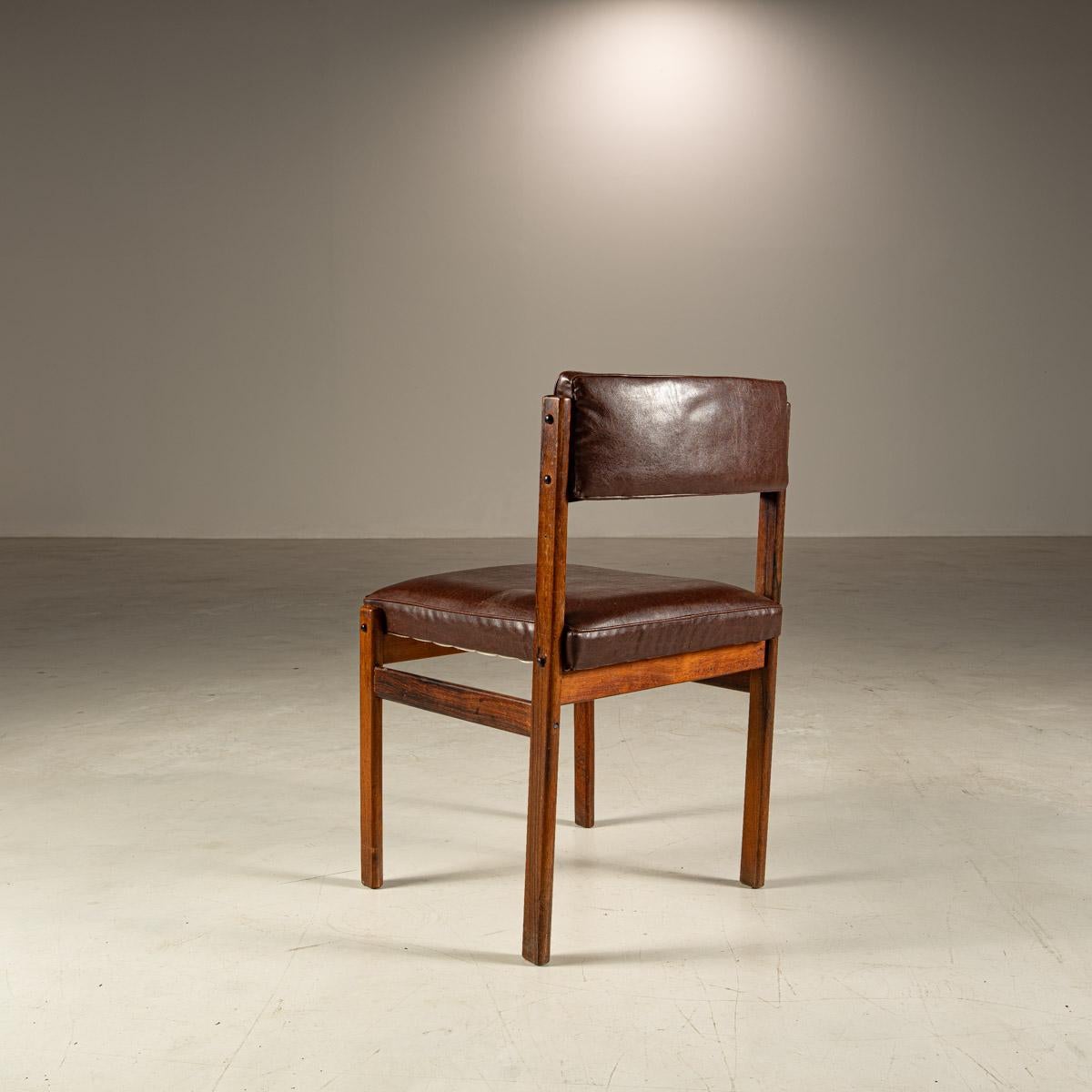 Sedie da pranzo 'Tião', di Sergio Rodrigues, design brasiliano del metà del secolo scorso in vendita 4