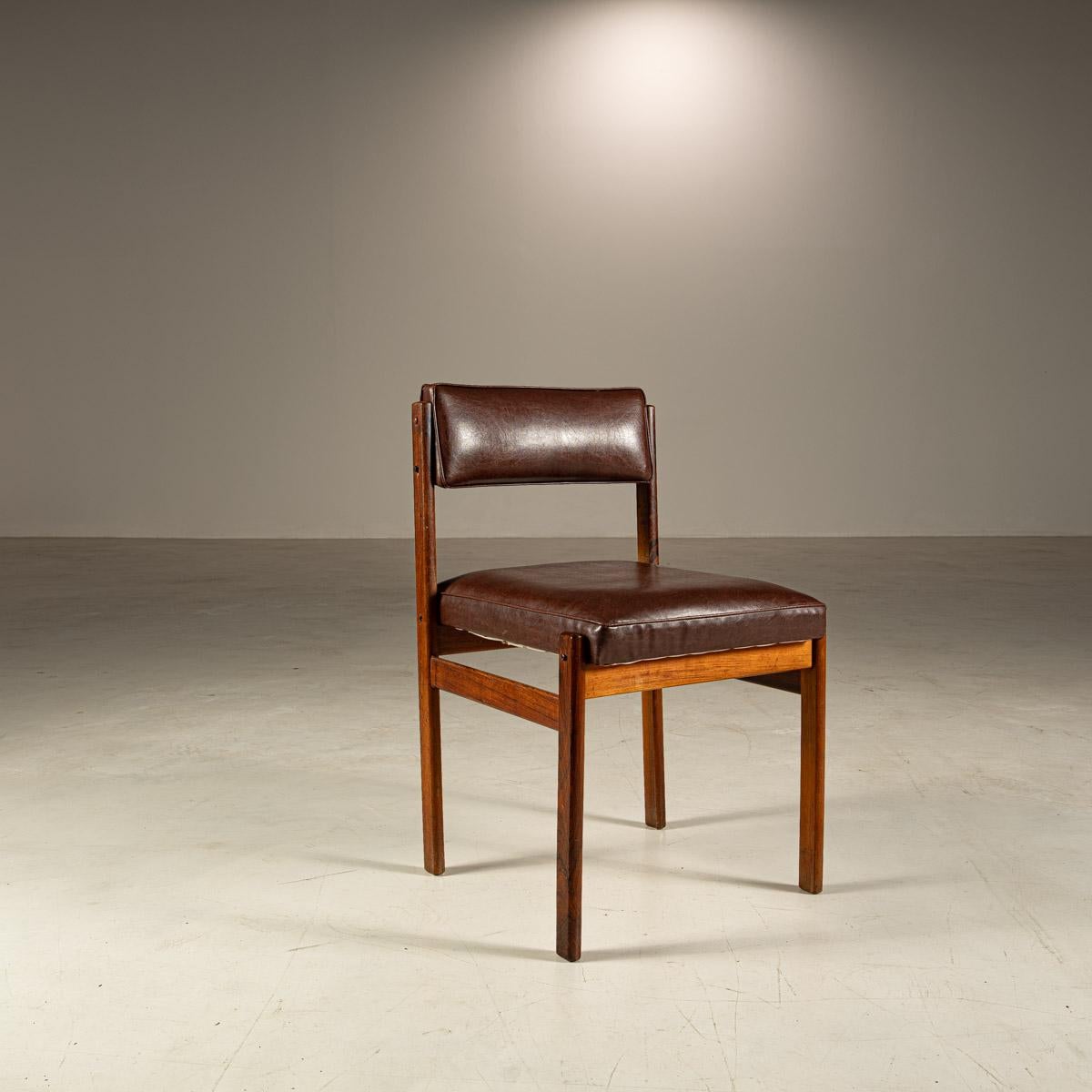 Sedie da pranzo 'Tião', di Sergio Rodrigues, design brasiliano del metà del secolo scorso in vendita 2