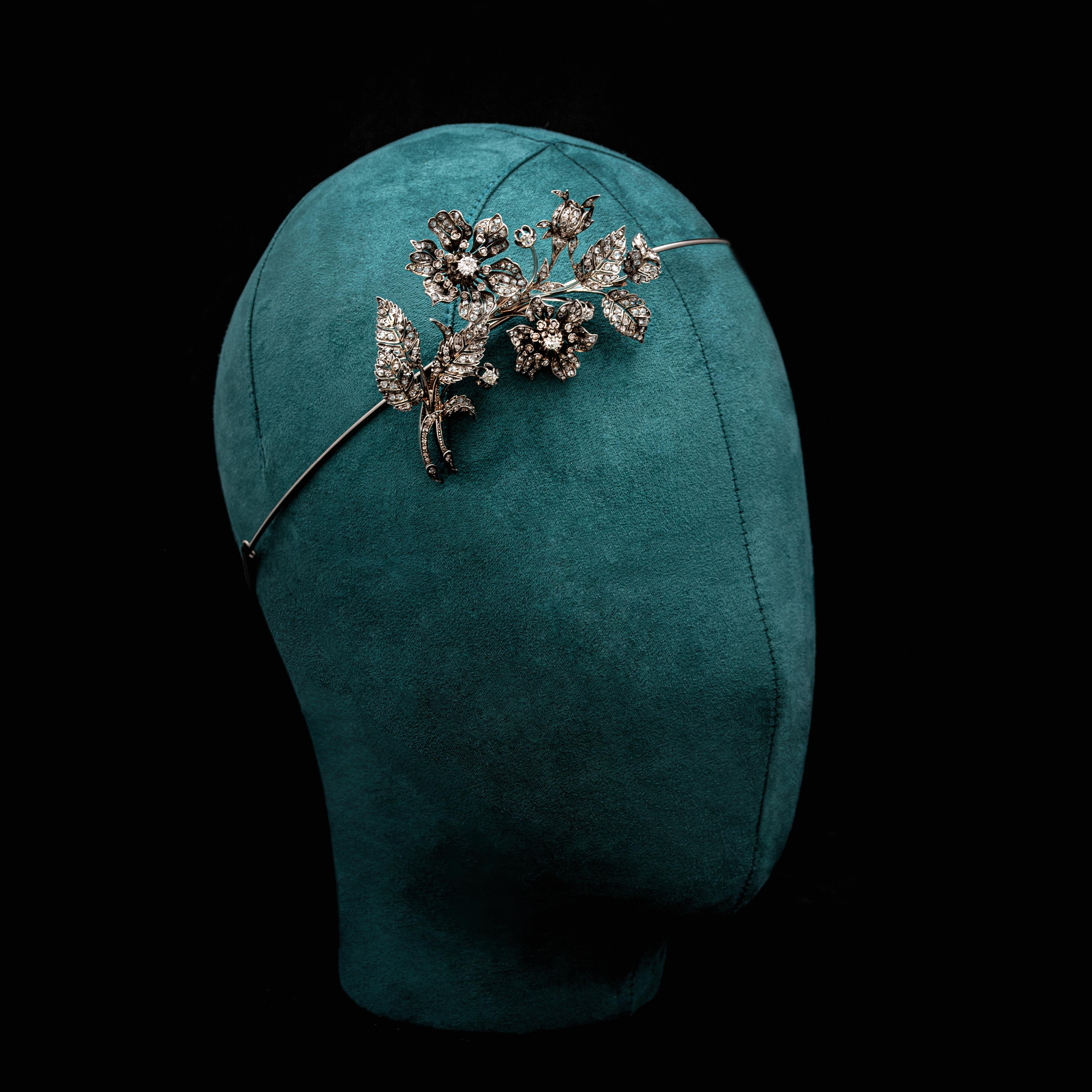 Tiara Umwandelbare En Tremblant Blumen-Diamant-Brosche (Viktorianisch) im Angebot