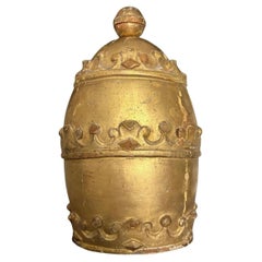 Tiara Papale in Legno Scolpito e Dorato Italia XVIII secolo