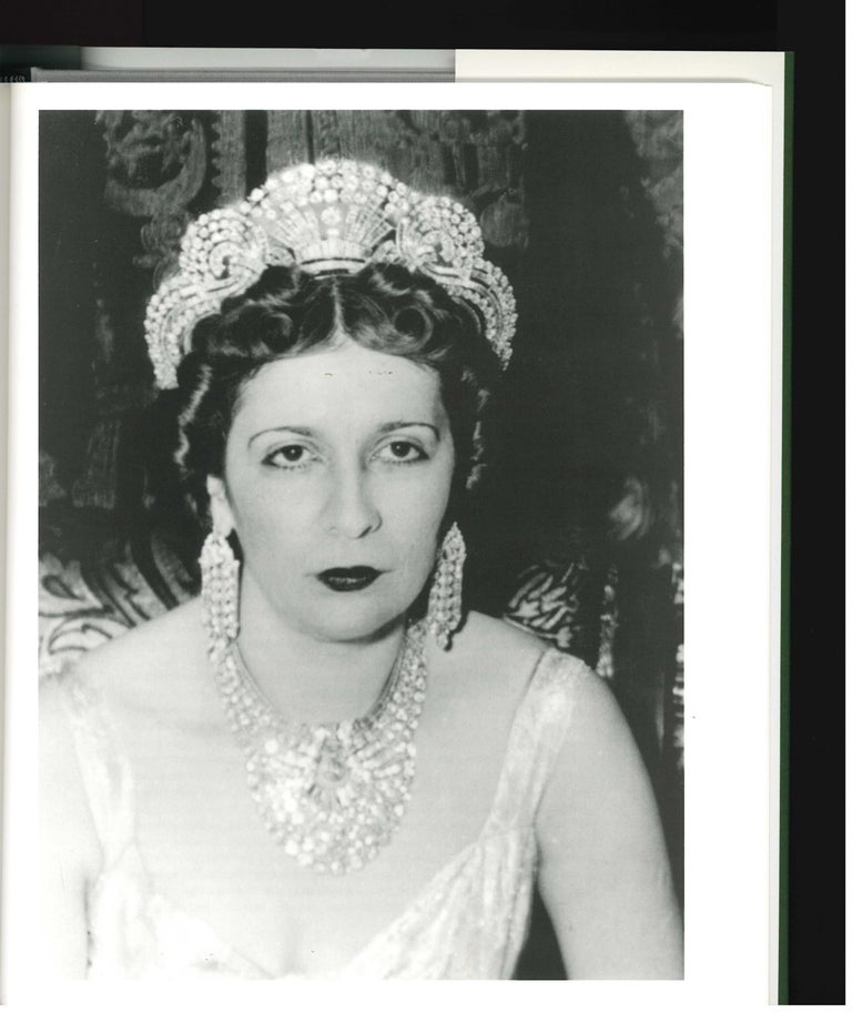 Tiaras A History of Splendour von Geoffrey Munn (Buch) im Angebot bei