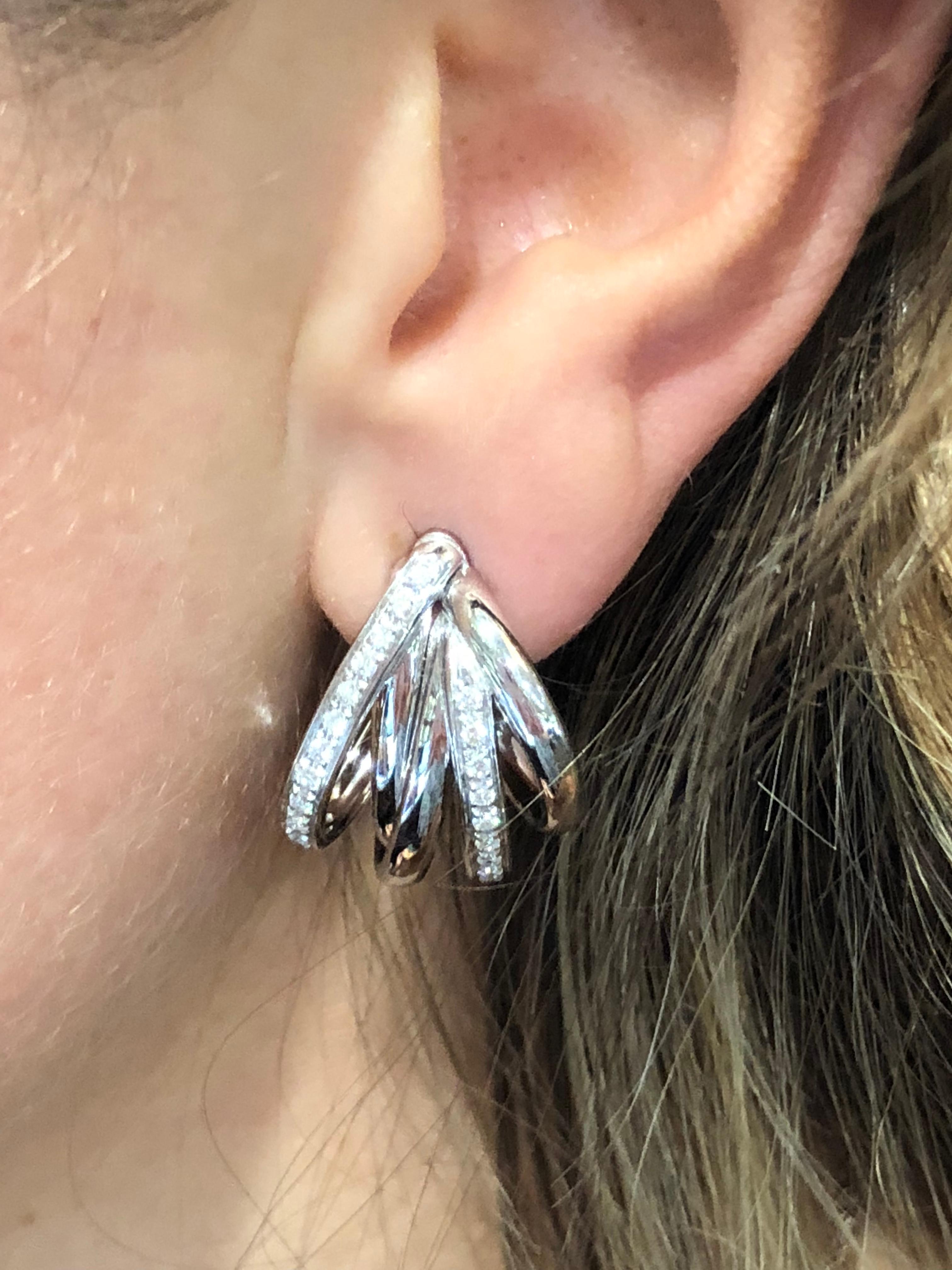 Tibet Diamond White Gold Earrings by Mattioli In Excellent Condition In Greenwich, CT