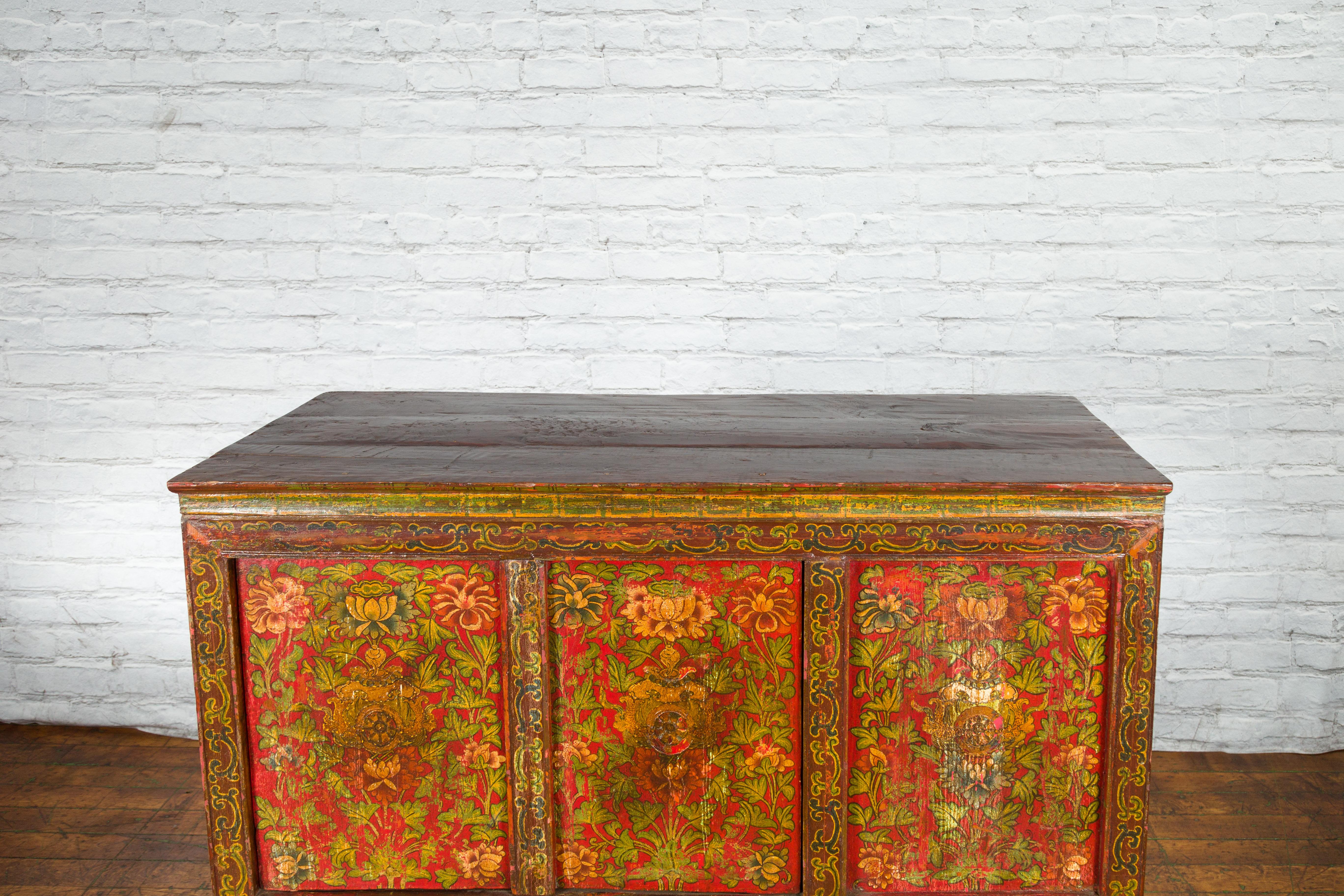 Tibetan 19th Century Cabinet with Hand-Painted Floral Décor on Red Ground For Sale 3