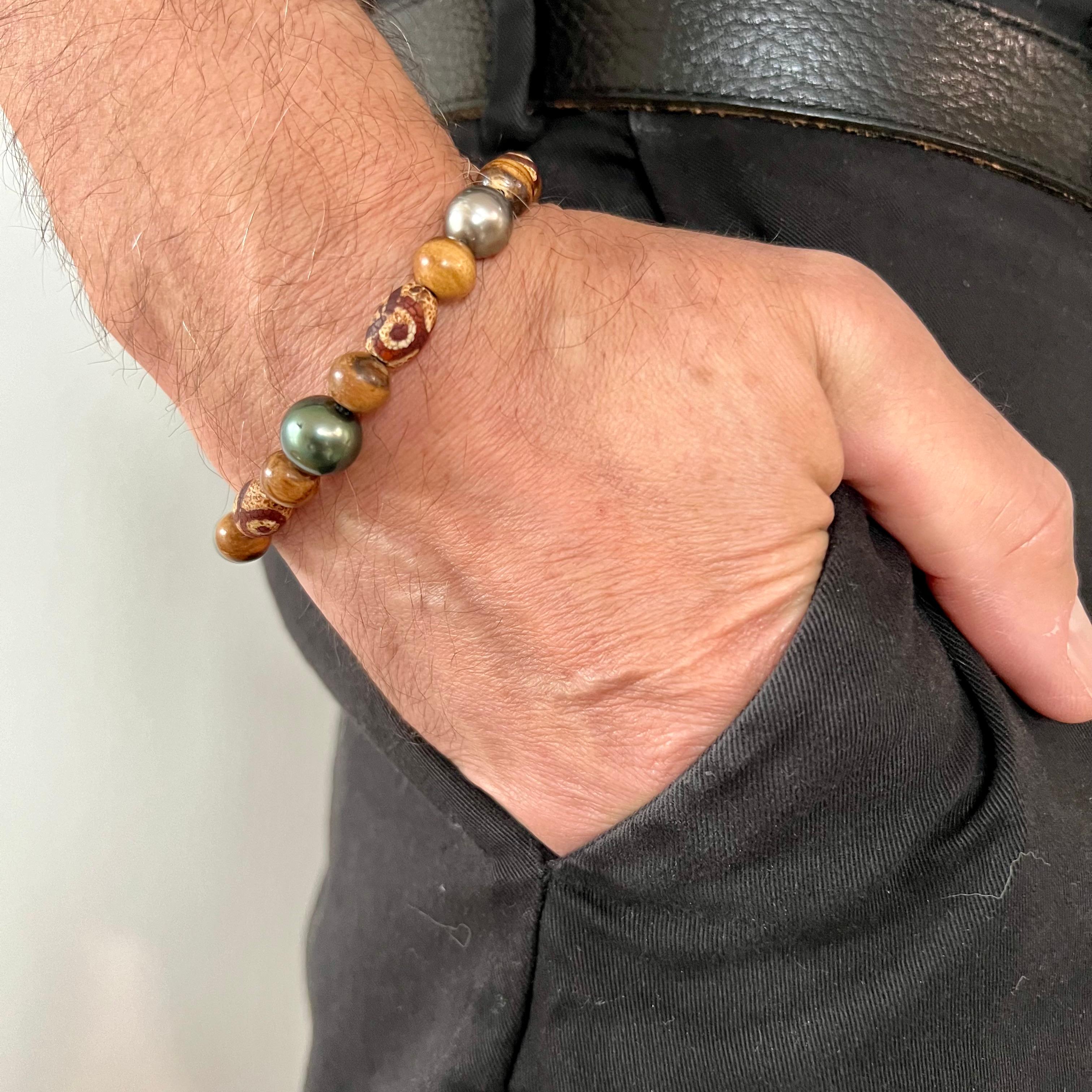 Tibetan Agate, Tiger Skin Wood & Tahitian Pearl Men's Bracelet – Earthy Luxury For Sale 1