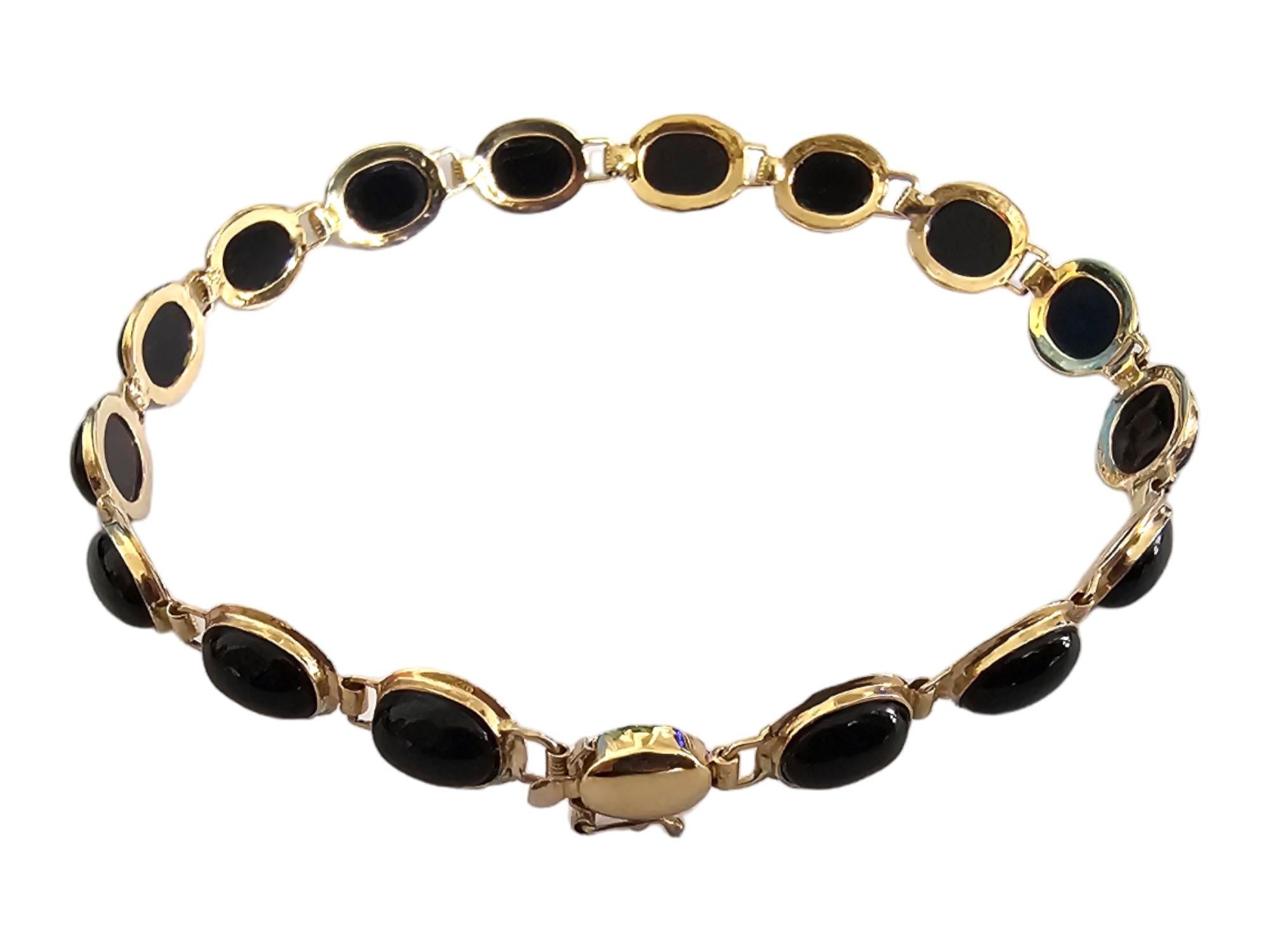 Tibetan Black Onyx Beaded Bracelet (with 14K Solid Yellow Gold) For Sale 1