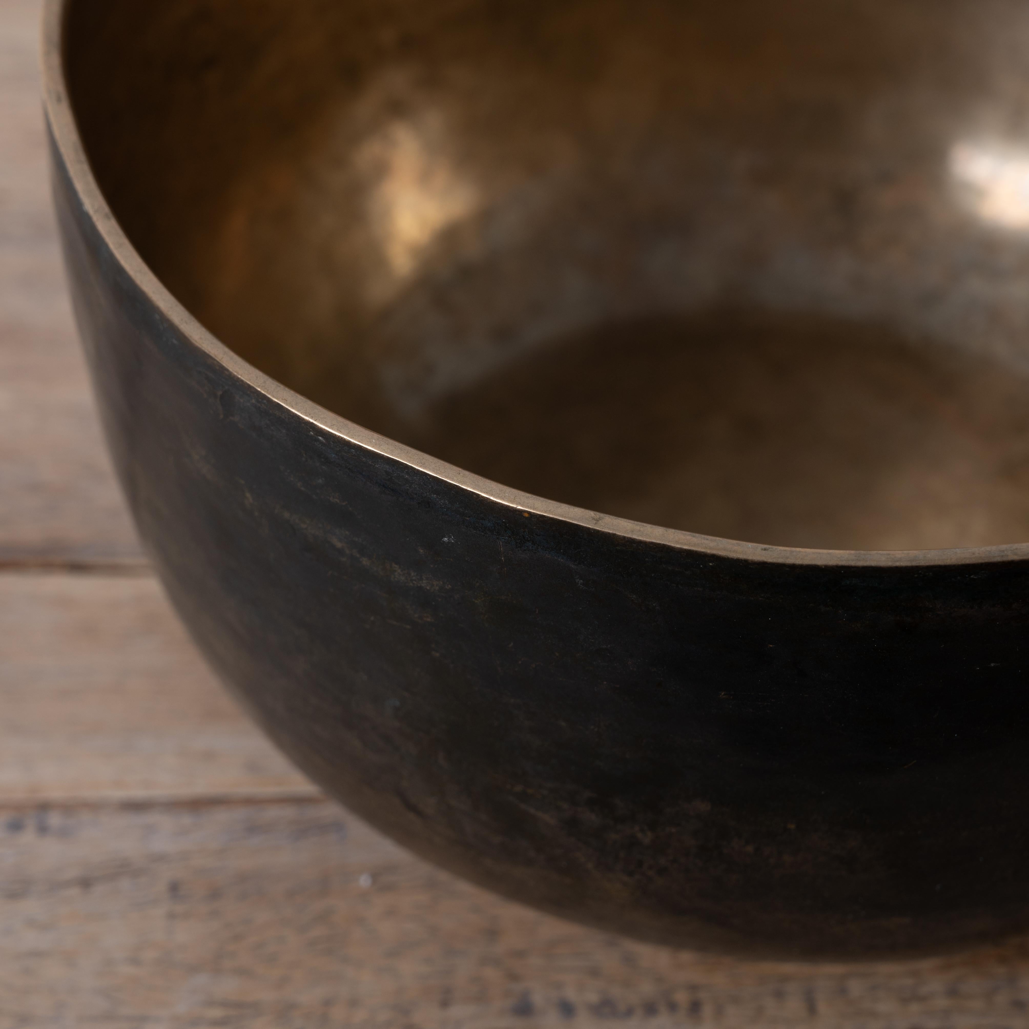 Tibetische Bronze-Klangschale im Angebot 1