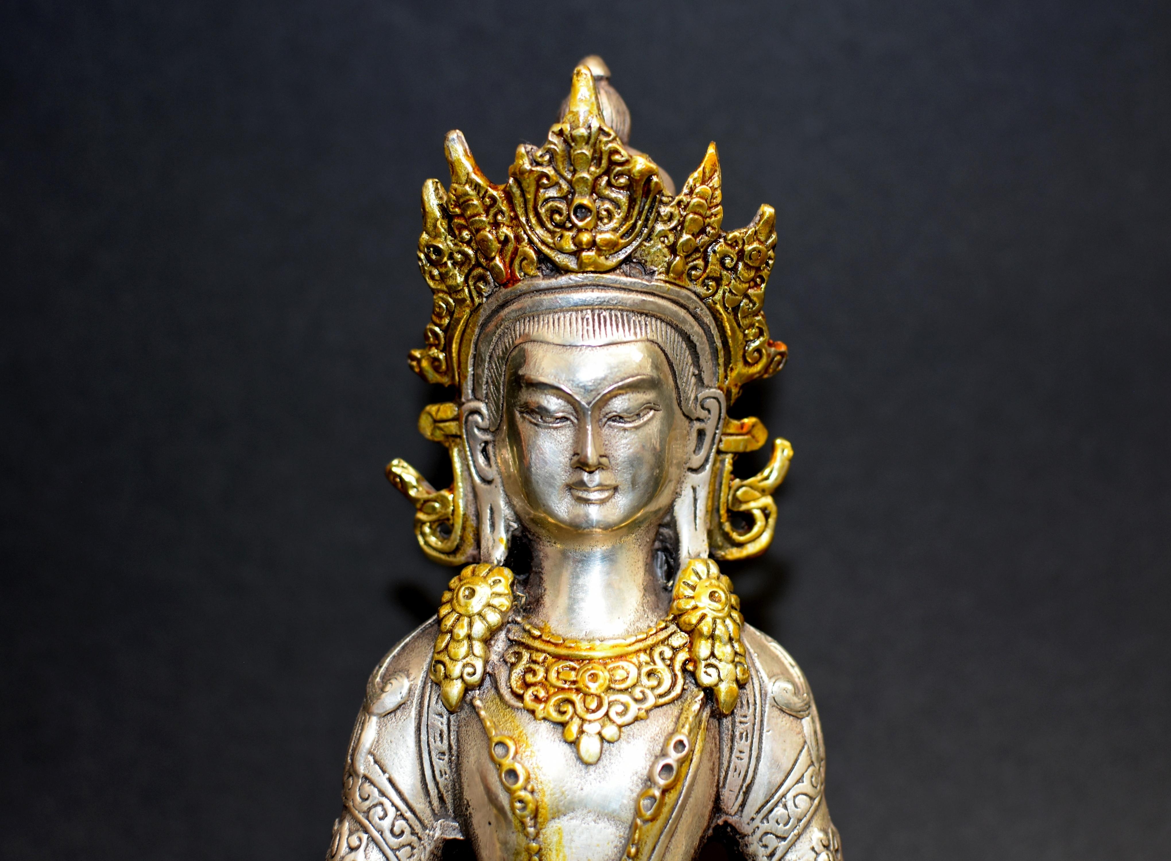 Tibetan Buddha of Long Life Amitayus Gold Tone Silver Bronze  In Good Condition In Somis, CA