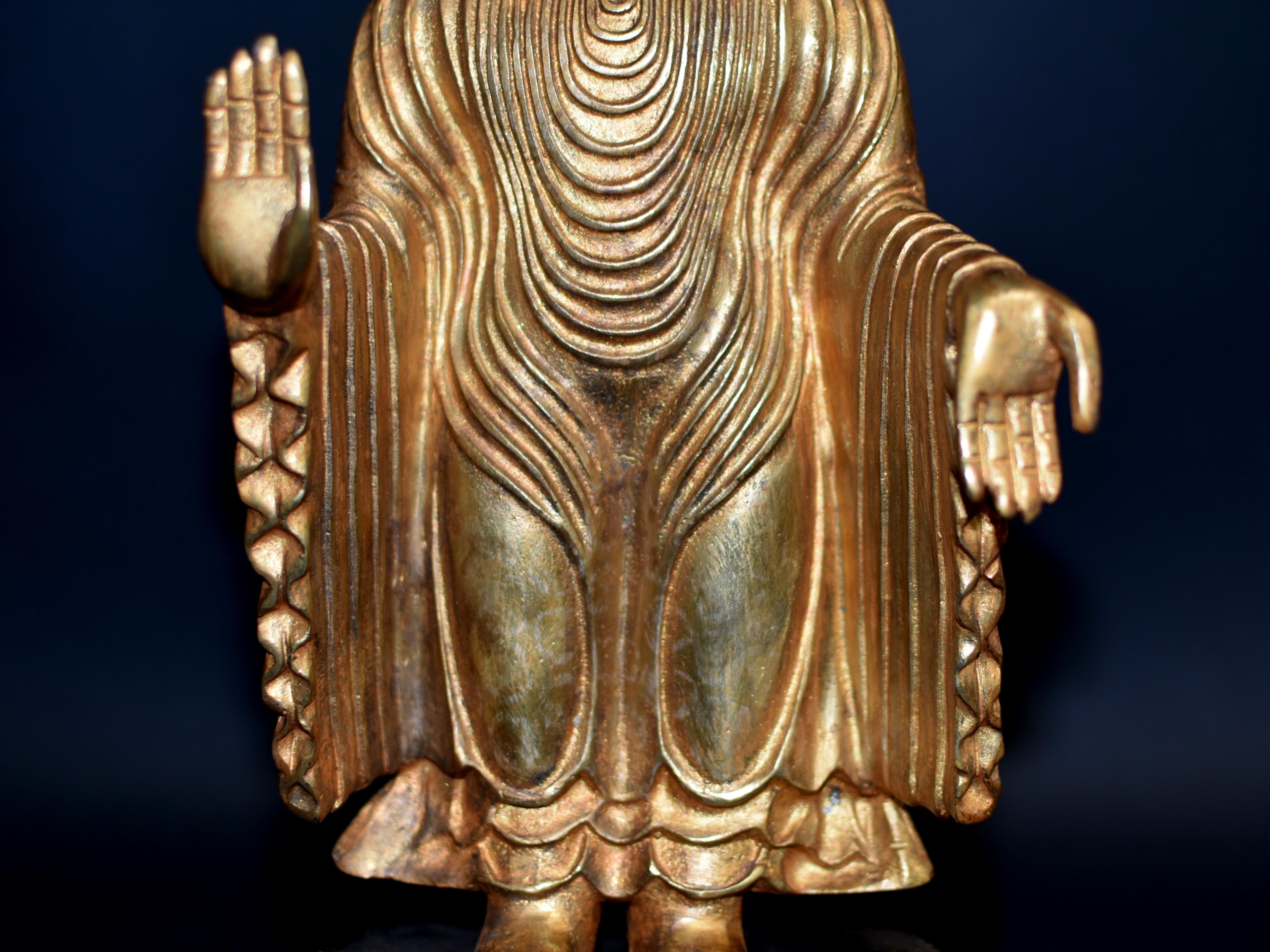 Tibetischer Udanaya-Buddha der Schutz Udanaya 13