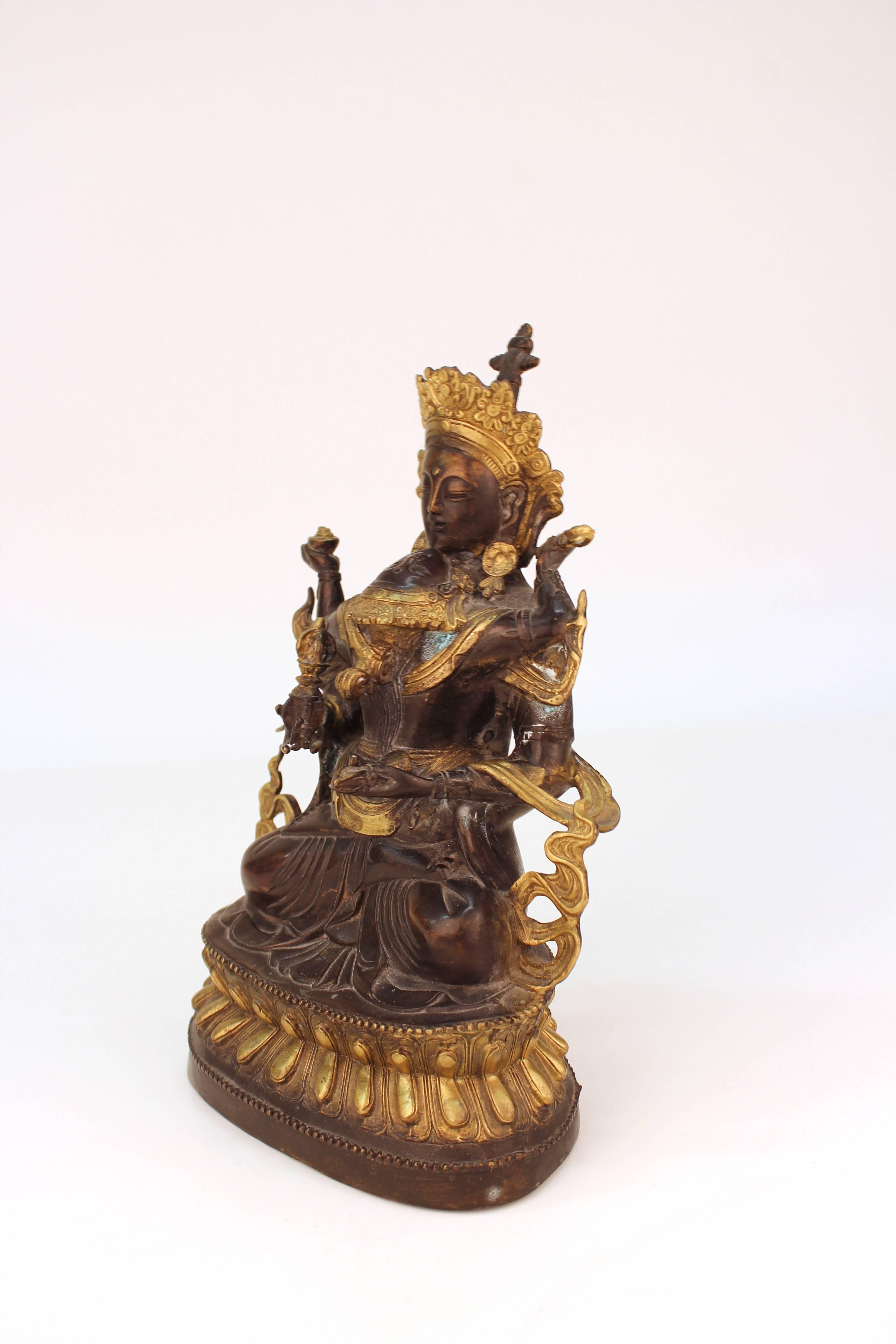 Tibetan Buddhist Erotic Bronze of Vajrasattva and His Consort In Good Condition In New York, NY