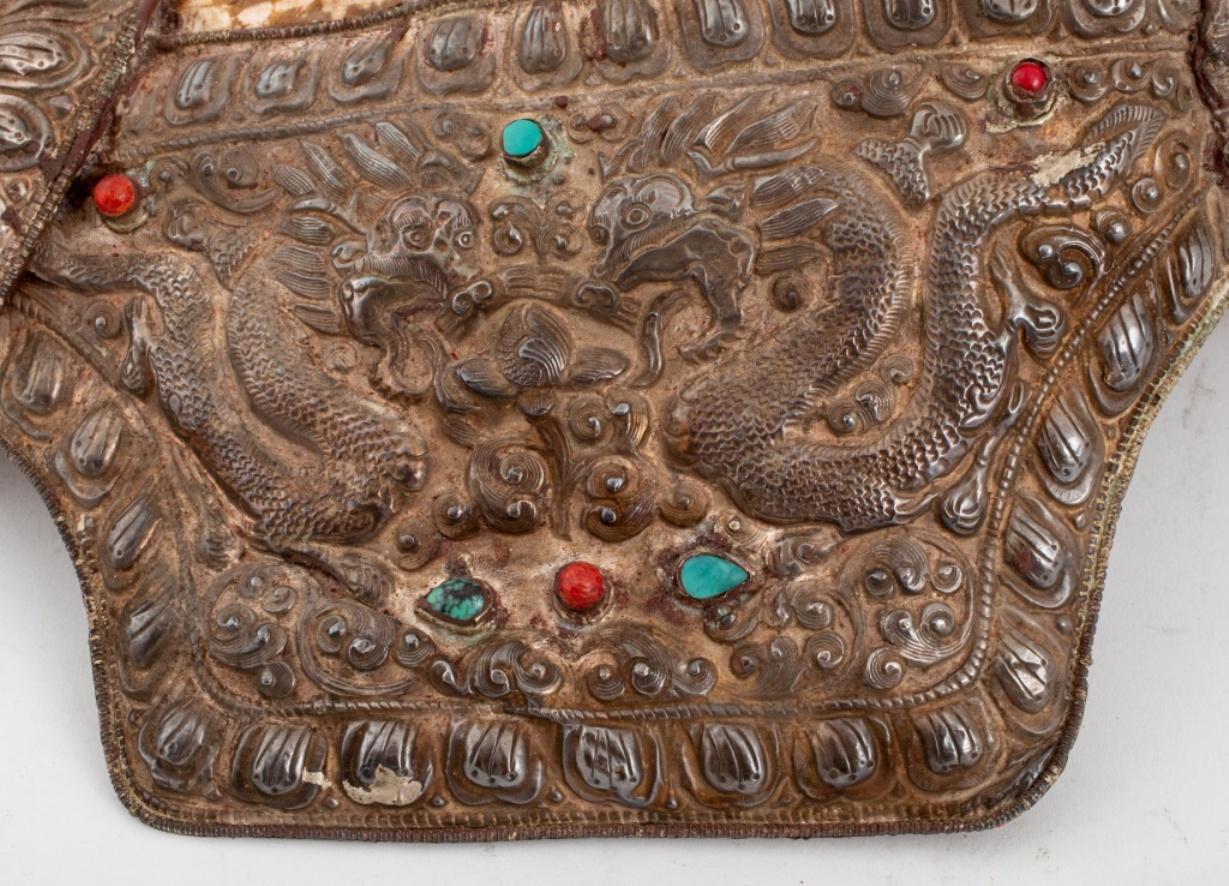 Tibetan Buddhist Silver Covered Shell Horn, 19th C In Good Condition In Astoria, NY