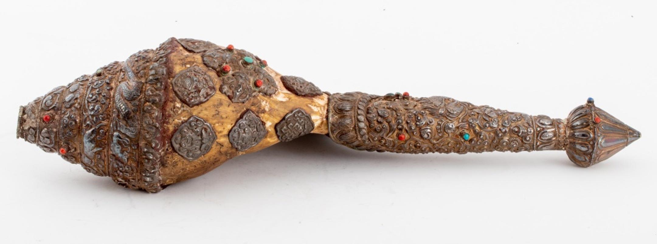 Tibetan Buddhist Silver Covered Shell Horn, 19th C 2
