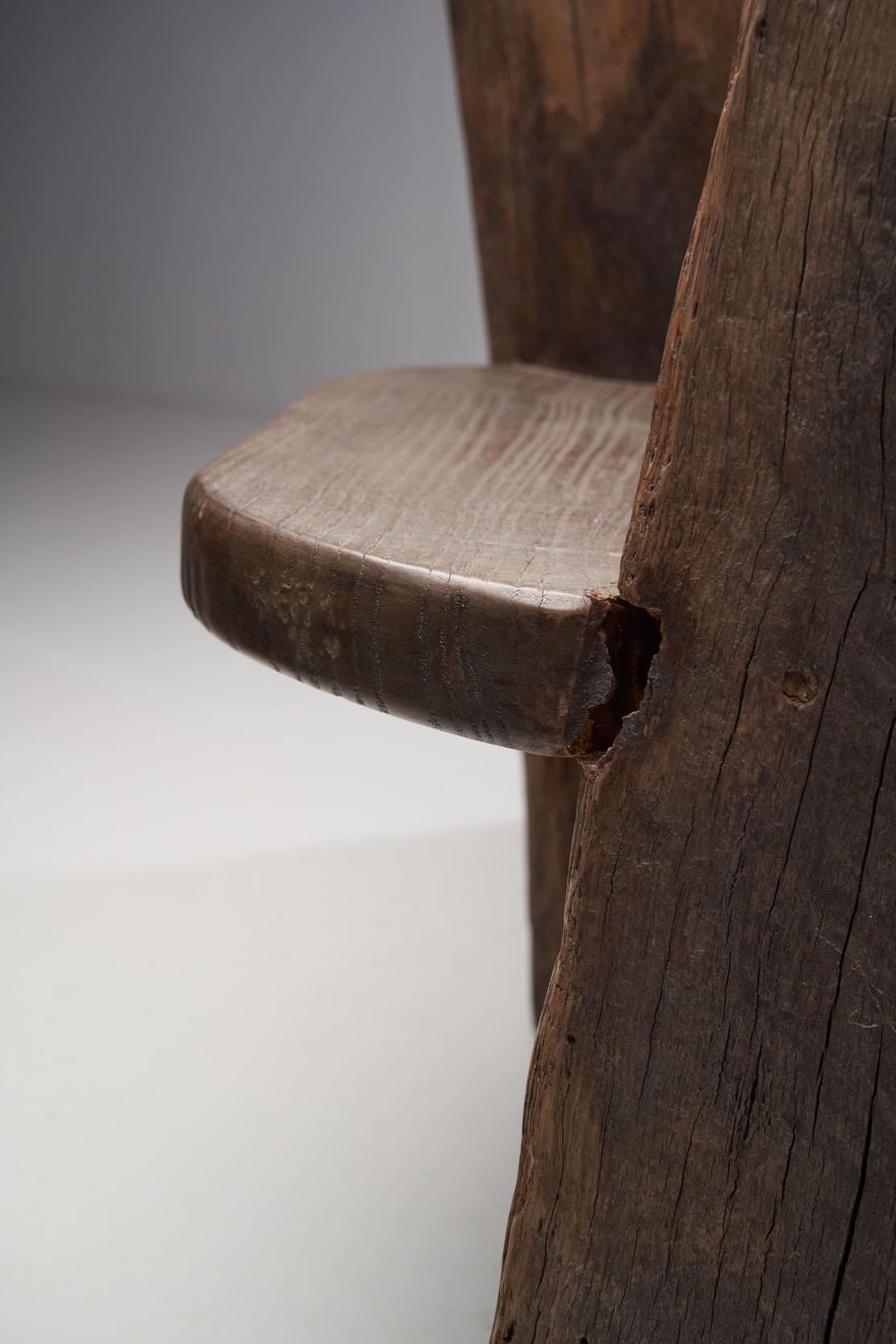 Tibetan Carved Wood “Tête a Tête” Love Seat, Tibet 19th Century For Sale 7