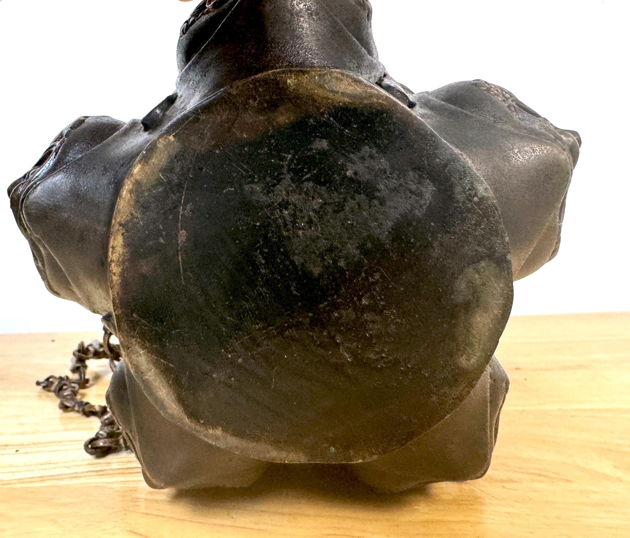 Cache-pot/plante suspendue en bronze moulé tibétain à motif de Shiva Panchmukhi, C.I.C. en vente 5