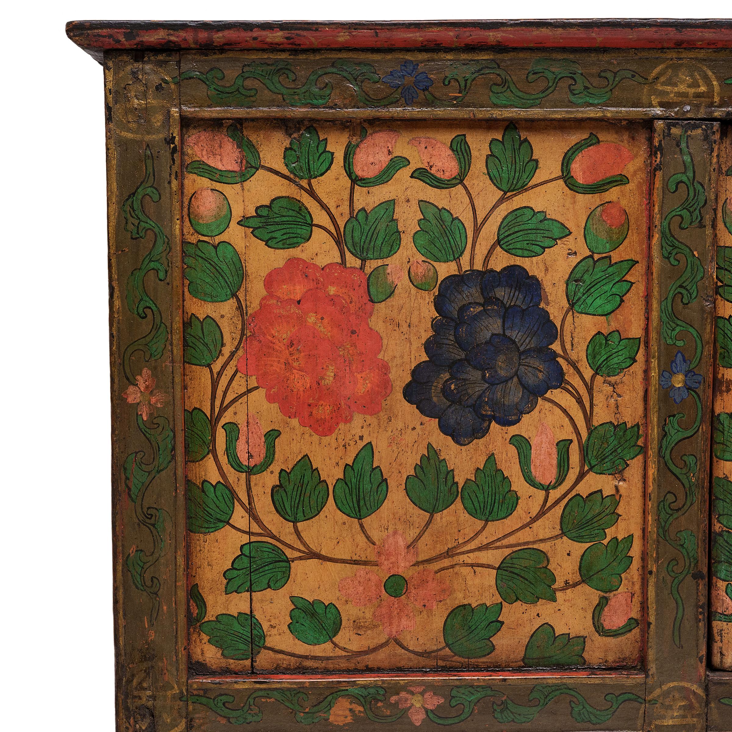 Tibetan Double Peony Cabinet, c. 1900 In Good Condition In Chicago, IL