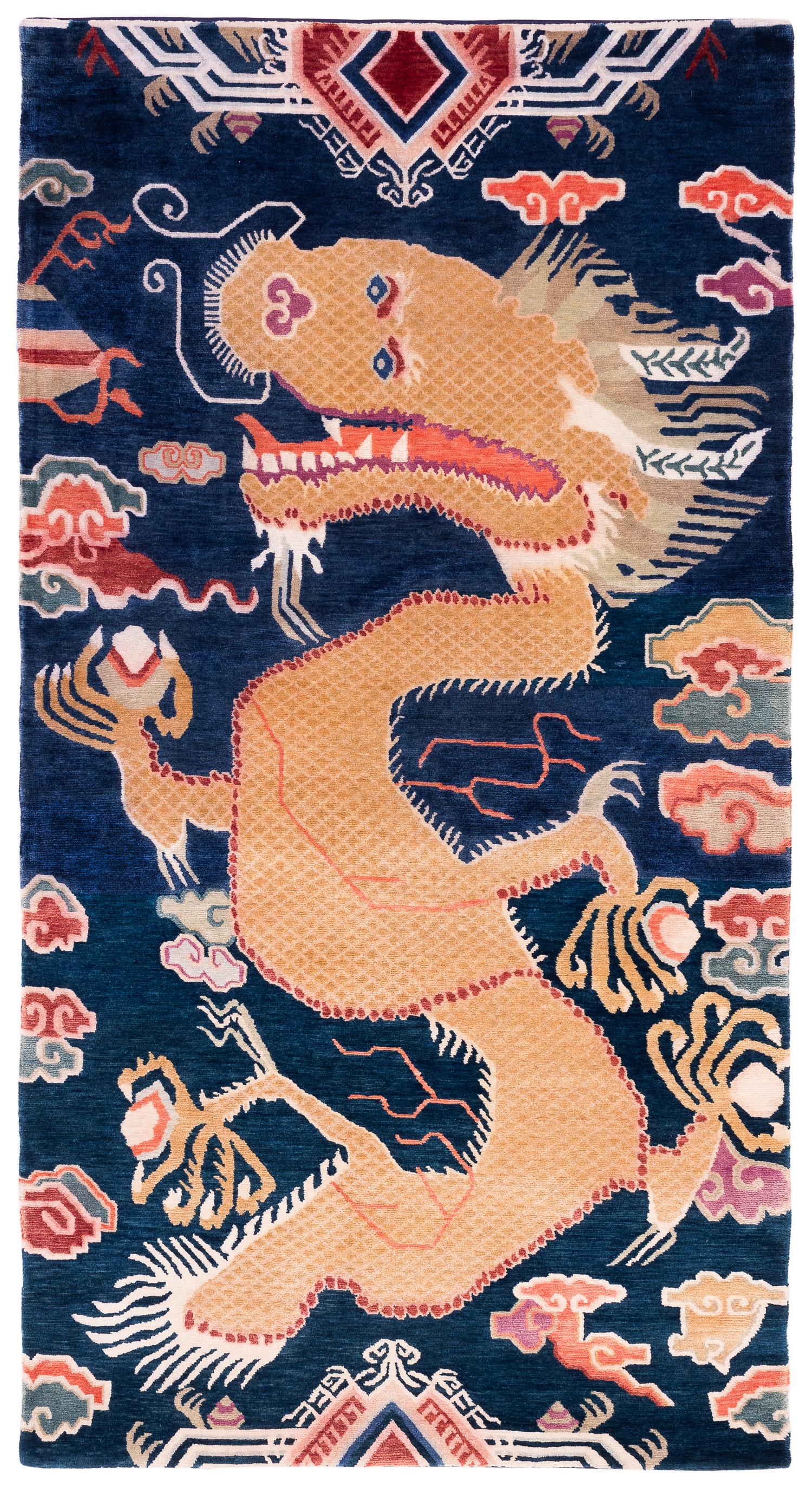 Alfombra de lana Tibetan Dragon Indigo Tibetan Clouds Accessory by Joseph Carini en venta 7