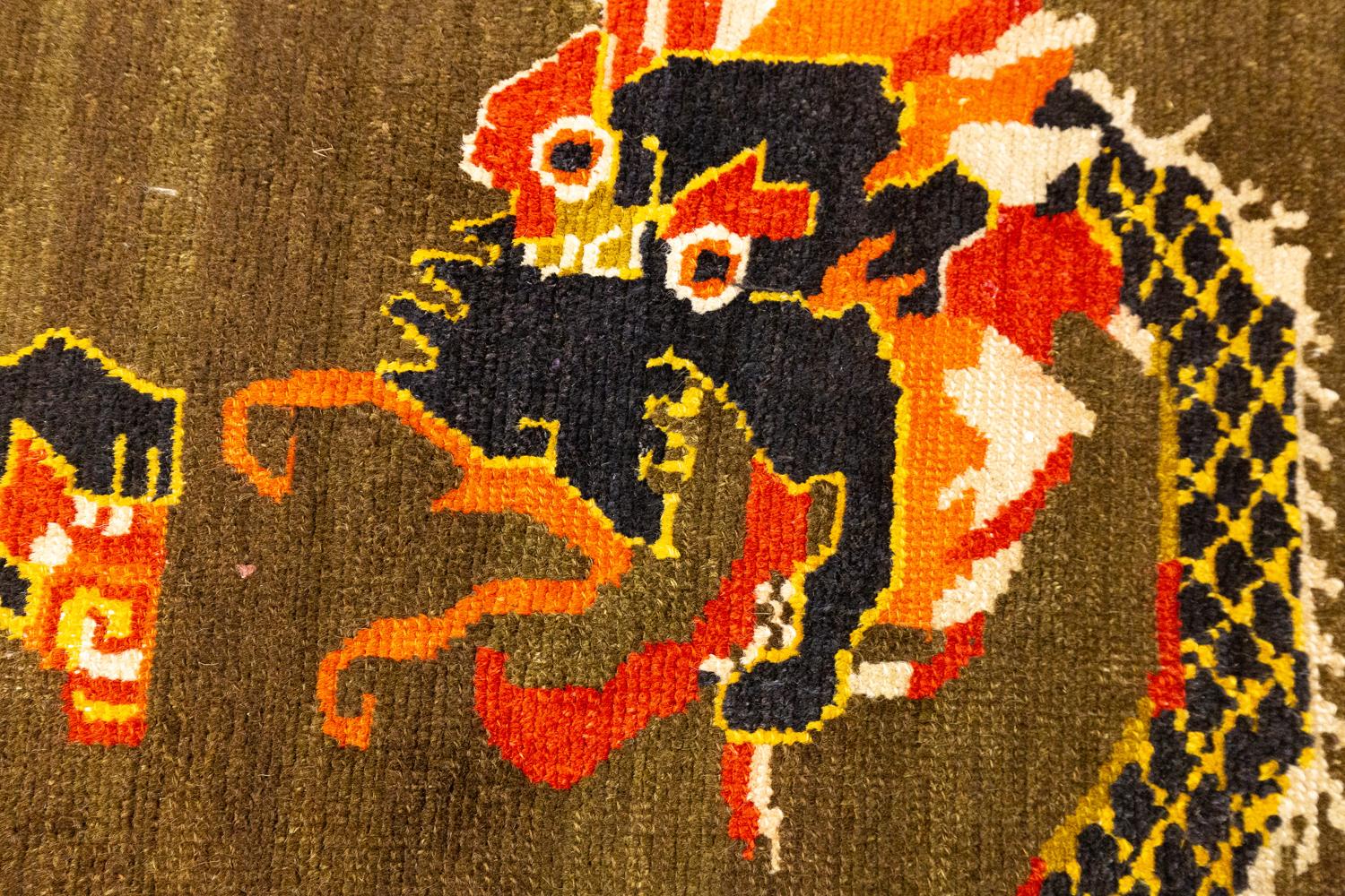 Tibetan Dragon Rug Wool Hand-Knotted, Early 20th Century For Sale 6