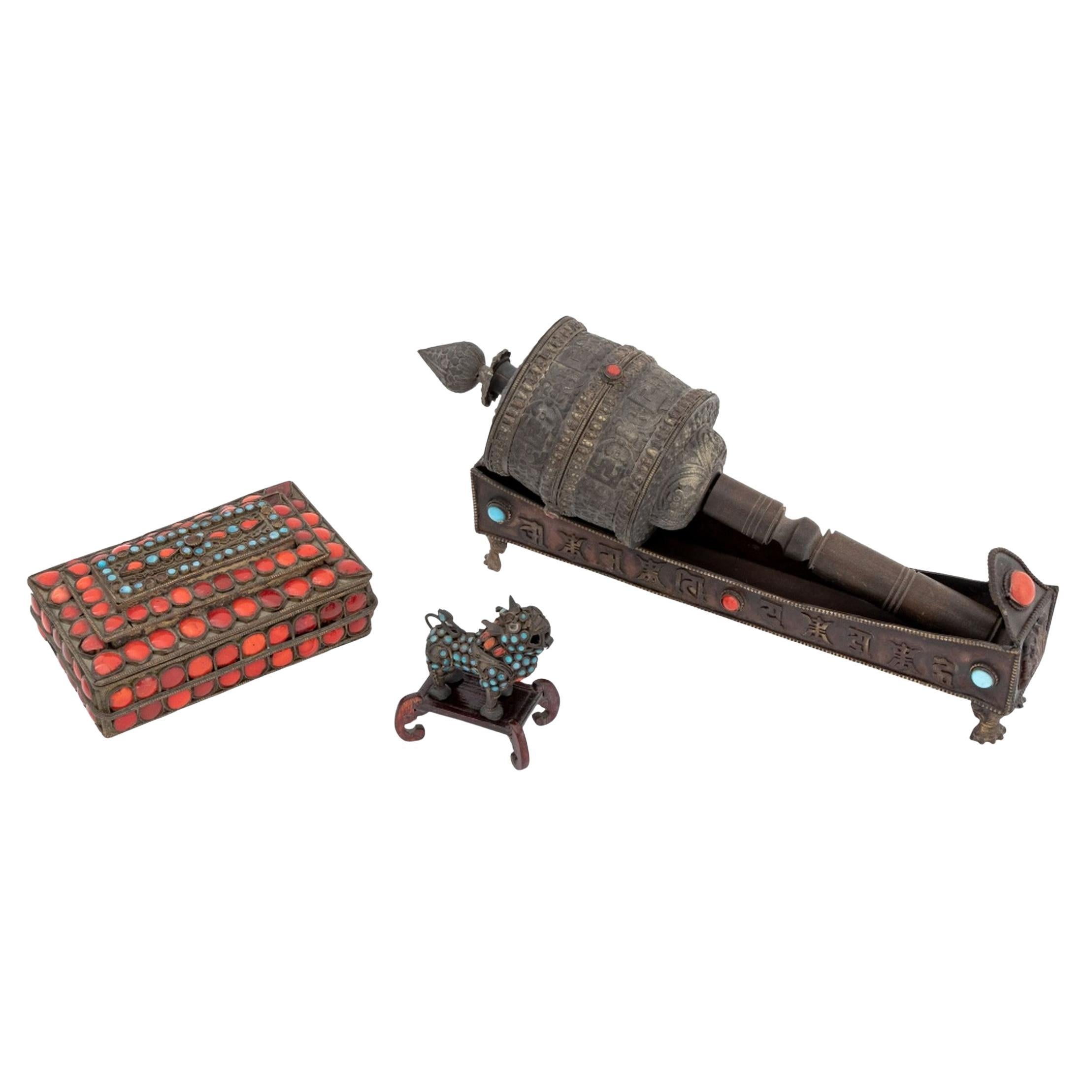 Articles tibétains en faux corail et turquoise, 3