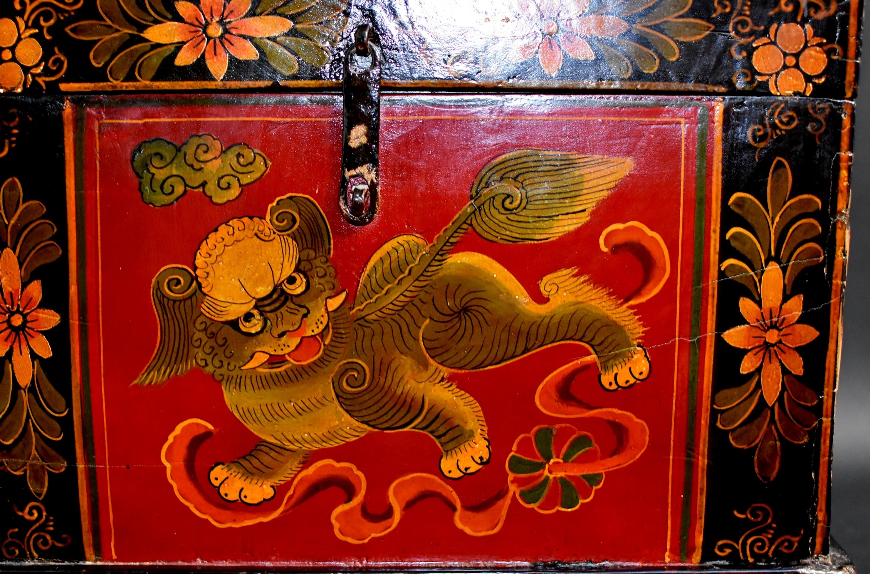 Joinery Tibetan Foo Dog Box with Base Hand Painted Box 8