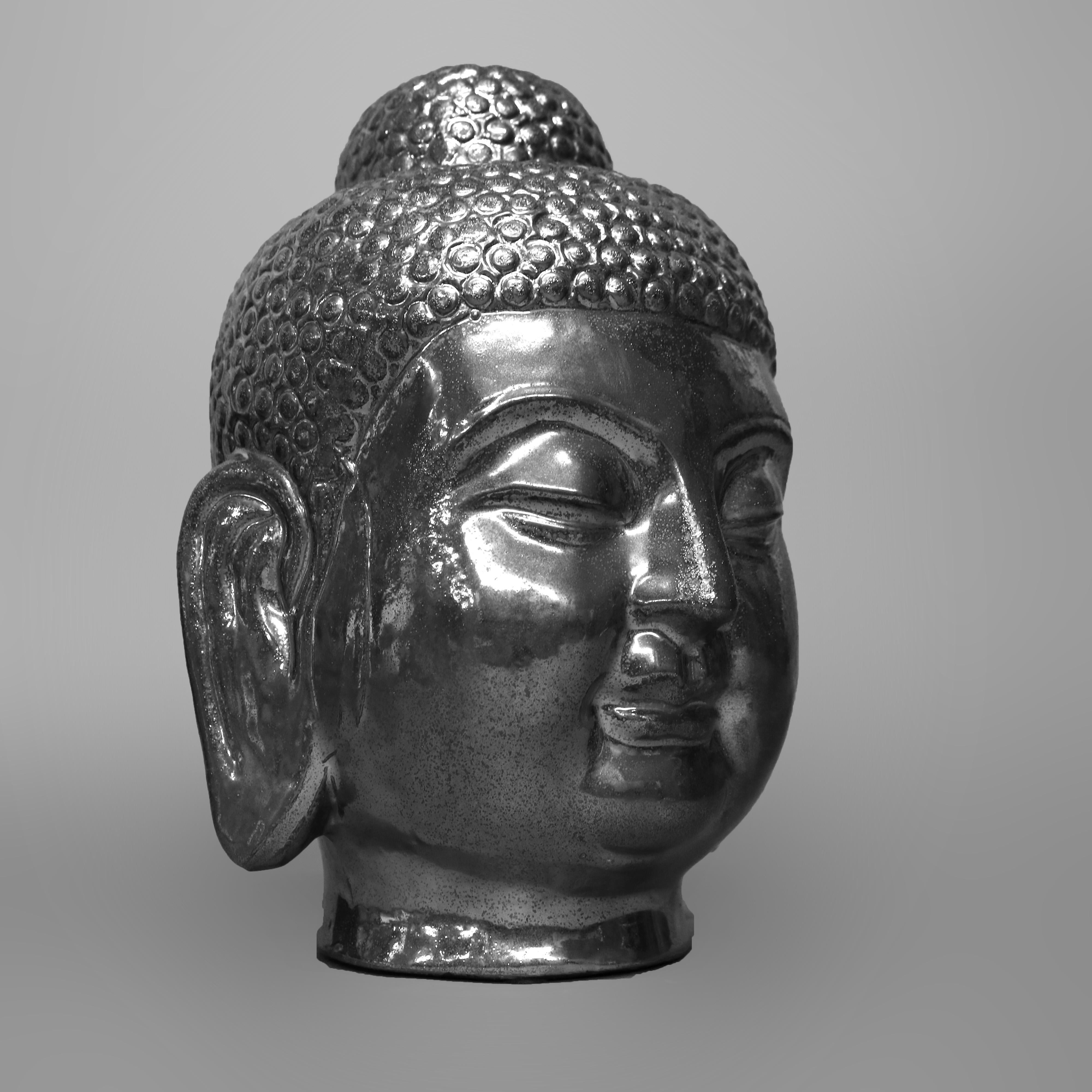 Argent Sculpture de tête de Bouddha en céramique argentée dorée tibétaine, 20e siècle en vente