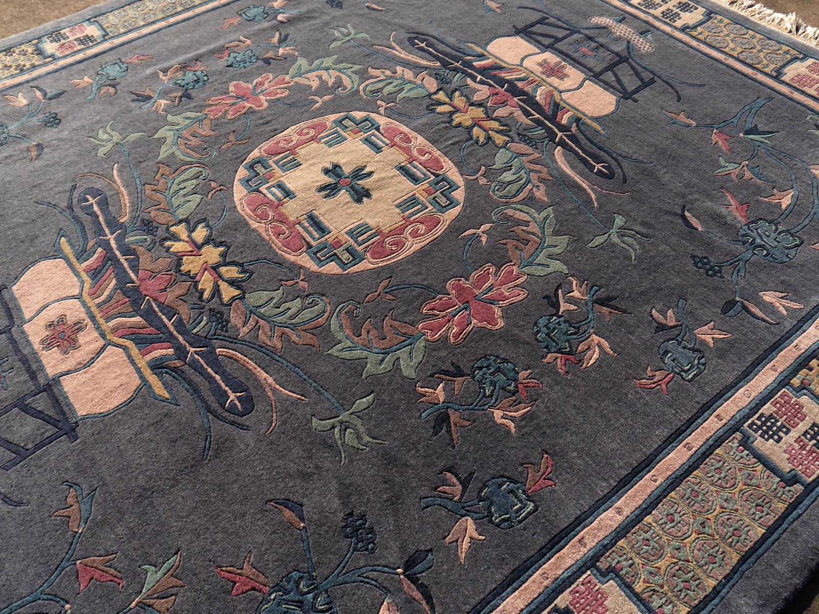 Tibetischer handgeknüpfter traditioneller Vintage-Teppich im chinesischen Khotan-Stil 5