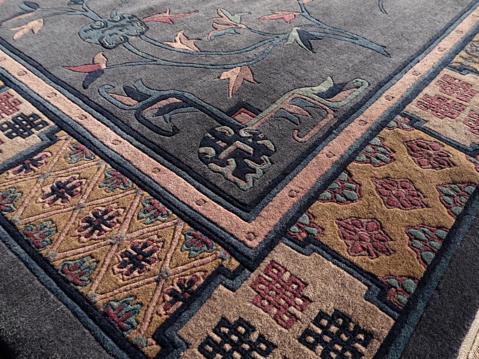 Tibetischer handgeknüpfter traditioneller Vintage-Teppich im chinesischen Khotan-Stil 7