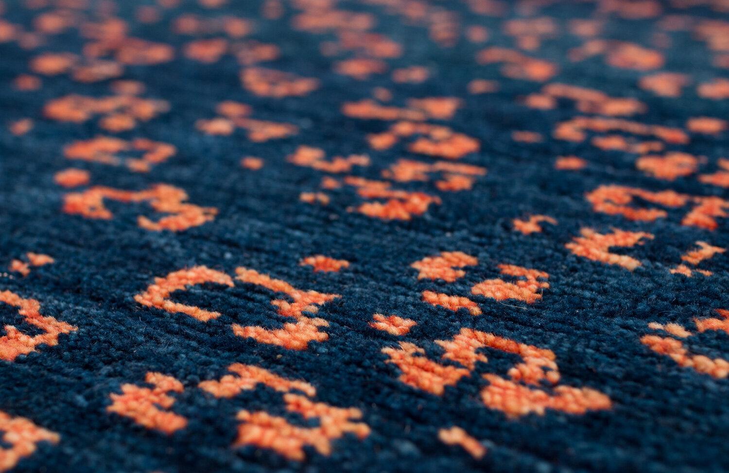 Tibetischer handgewebter Leoparden-Teppich aus Wolle von Carini im Zustand „Neu“ im Angebot in New York, NY