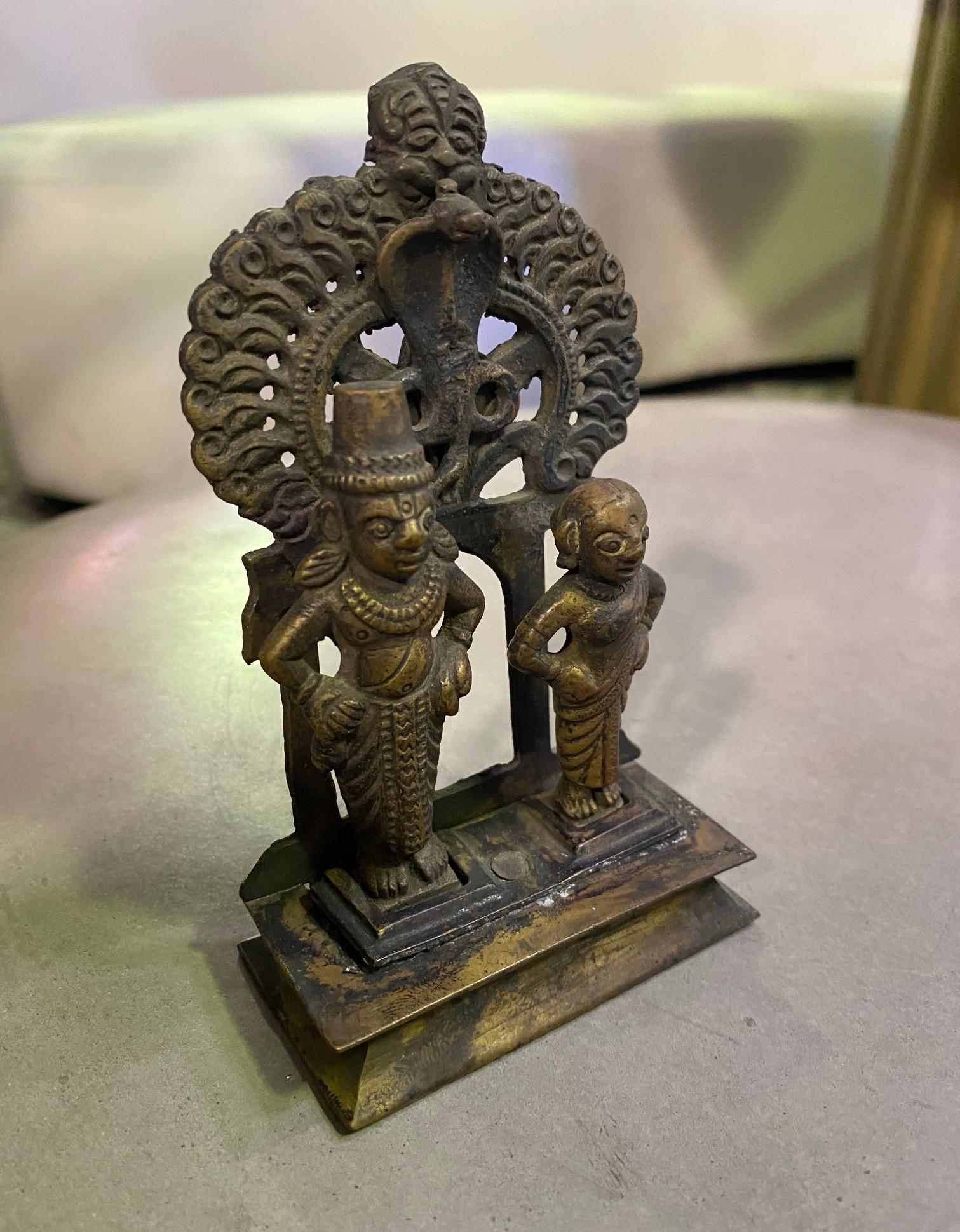 Tibetische, indische, Nepalesische, Bronze-Amulet- Tempelschrein-Figuren-Skulptur aus Tibet im Angebot 2