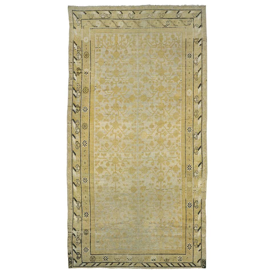 Beige Early 20th Century Handmade East Turkestan Khotan Pictorial Room ...