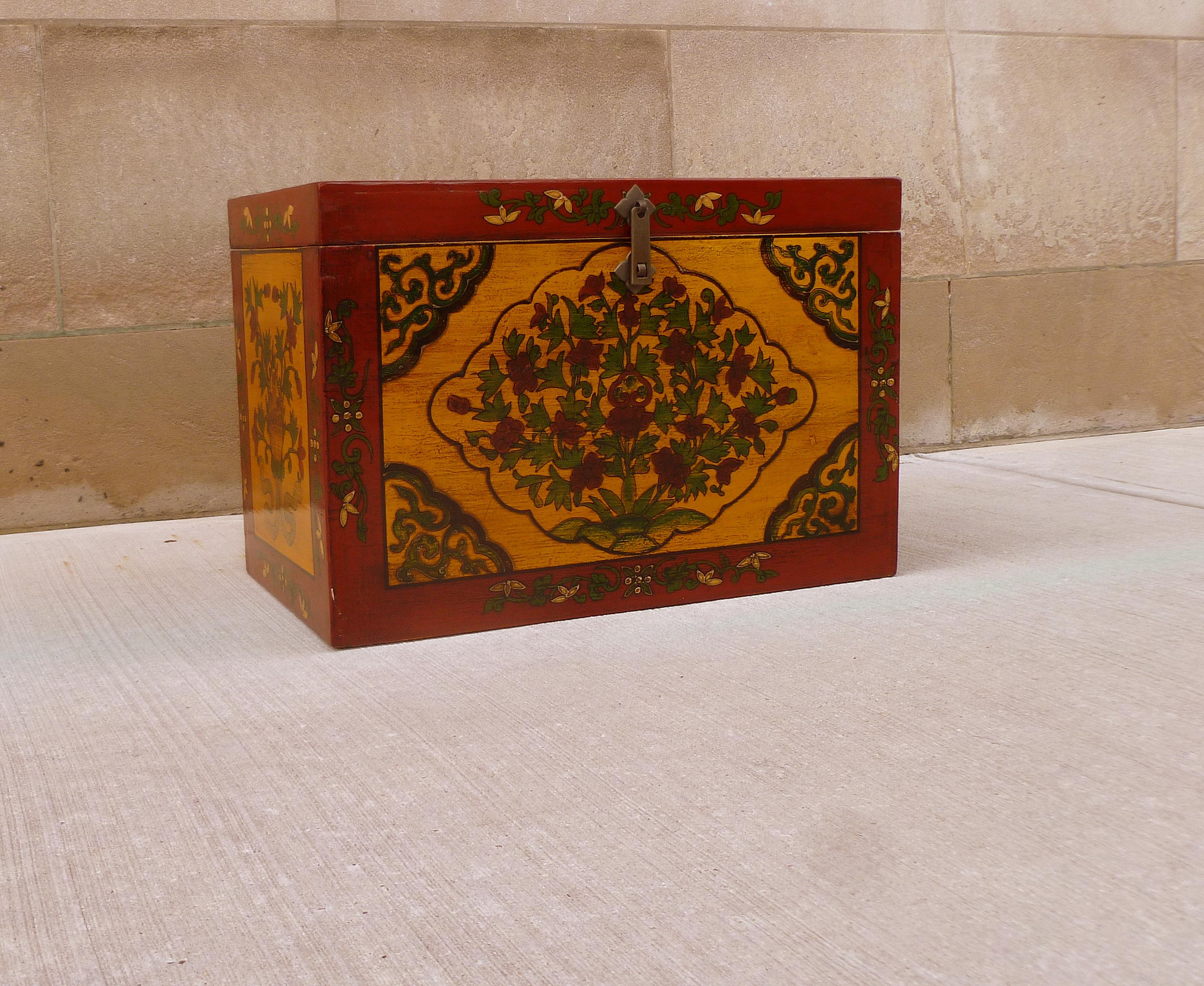 Tibetan Large box with Hand Painted Polychrome Floral Motif For Sale 1