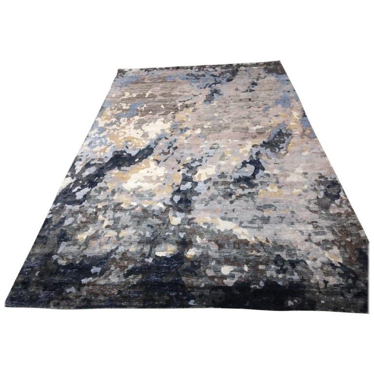 Modern Design Rug For Sale at 1stDibs