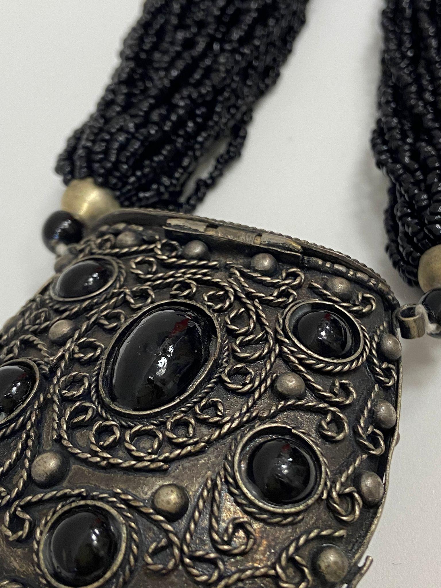 Tibetan necklace made of silver, onyx and bone, 50s For Sale 8