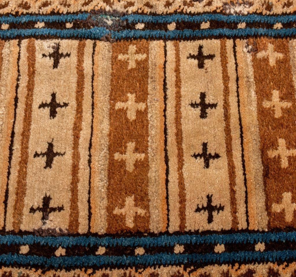 Tibetan Prayer Rug 4.4' x 2.7' In Good Condition For Sale In New York, NY