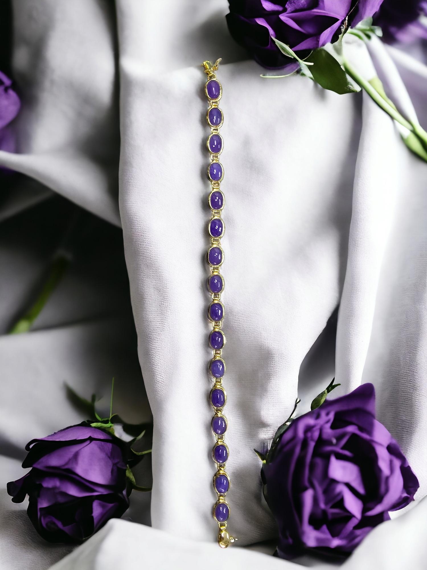 Mixed Cut Tibetan Purple Lavender Jadeite Beaded Bracelet (with 14K Solid Yellow Gold) For Sale