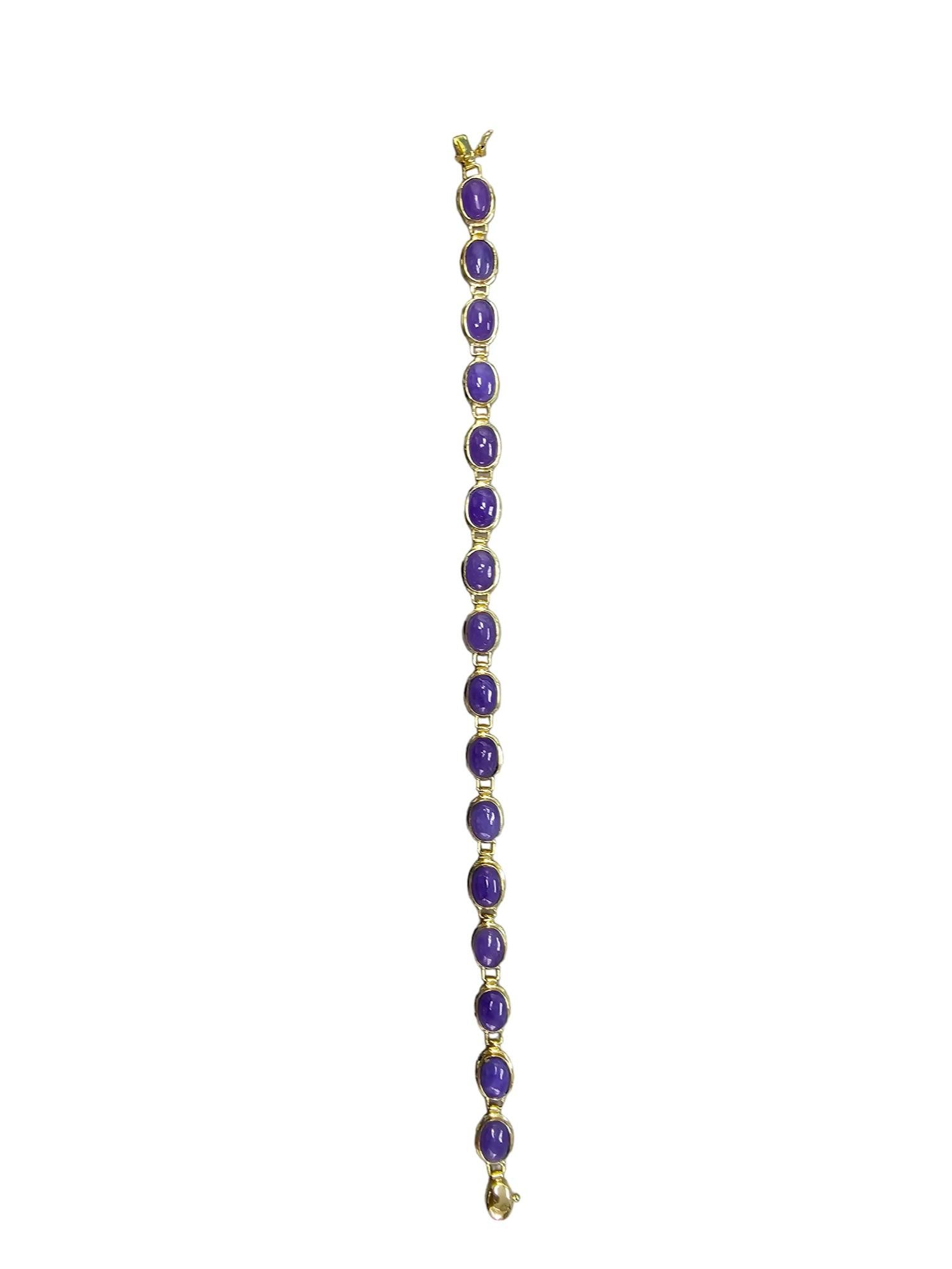 Tibetan Purple Lavender Jadeite Beaded Bracelet (with 14K Solid Yellow Gold) In New Condition For Sale In Kowloon, HK