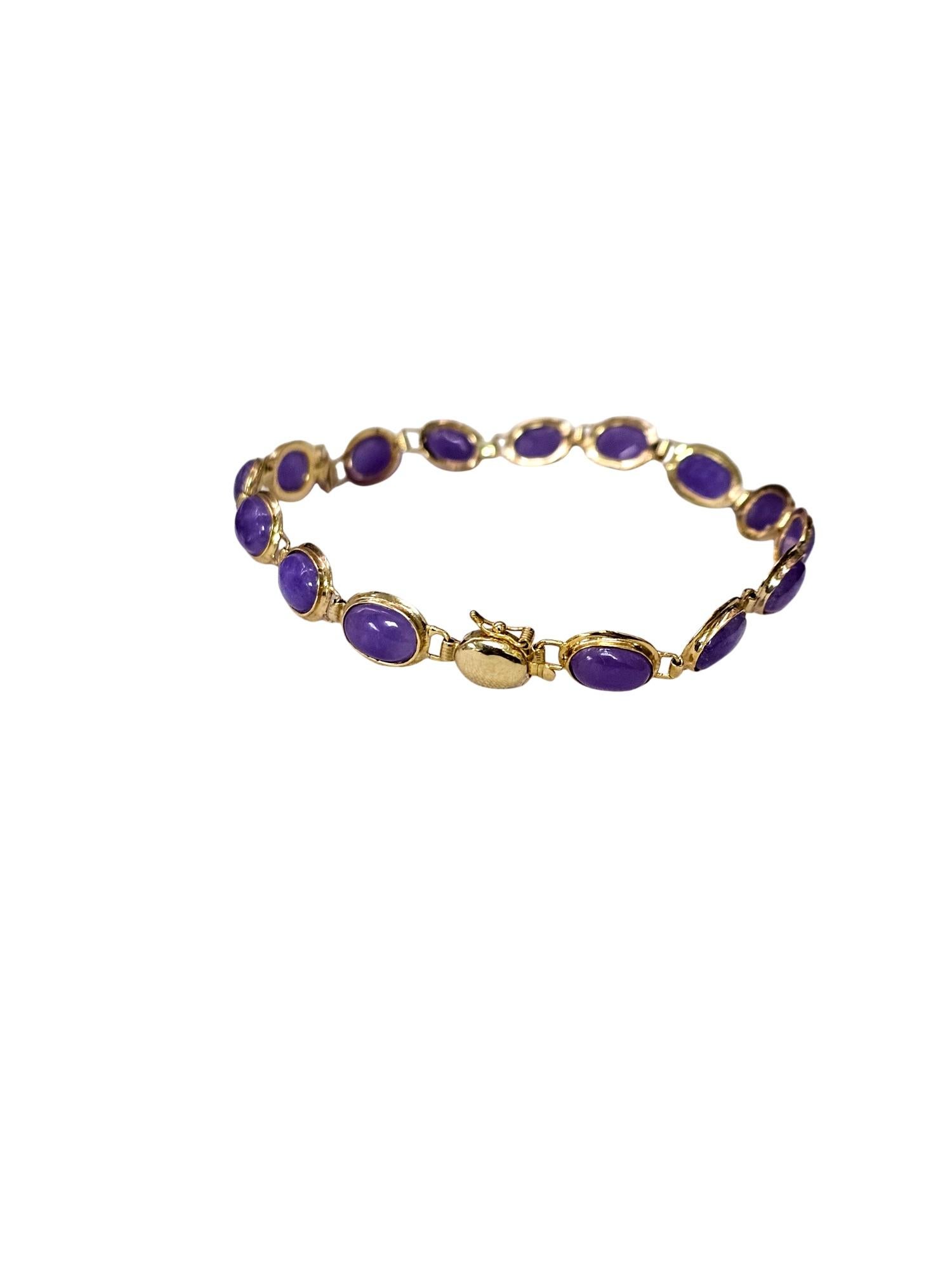 Women's or Men's Tibetan Purple Lavender Jadeite Beaded Bracelet (with 14K Solid Yellow Gold) For Sale