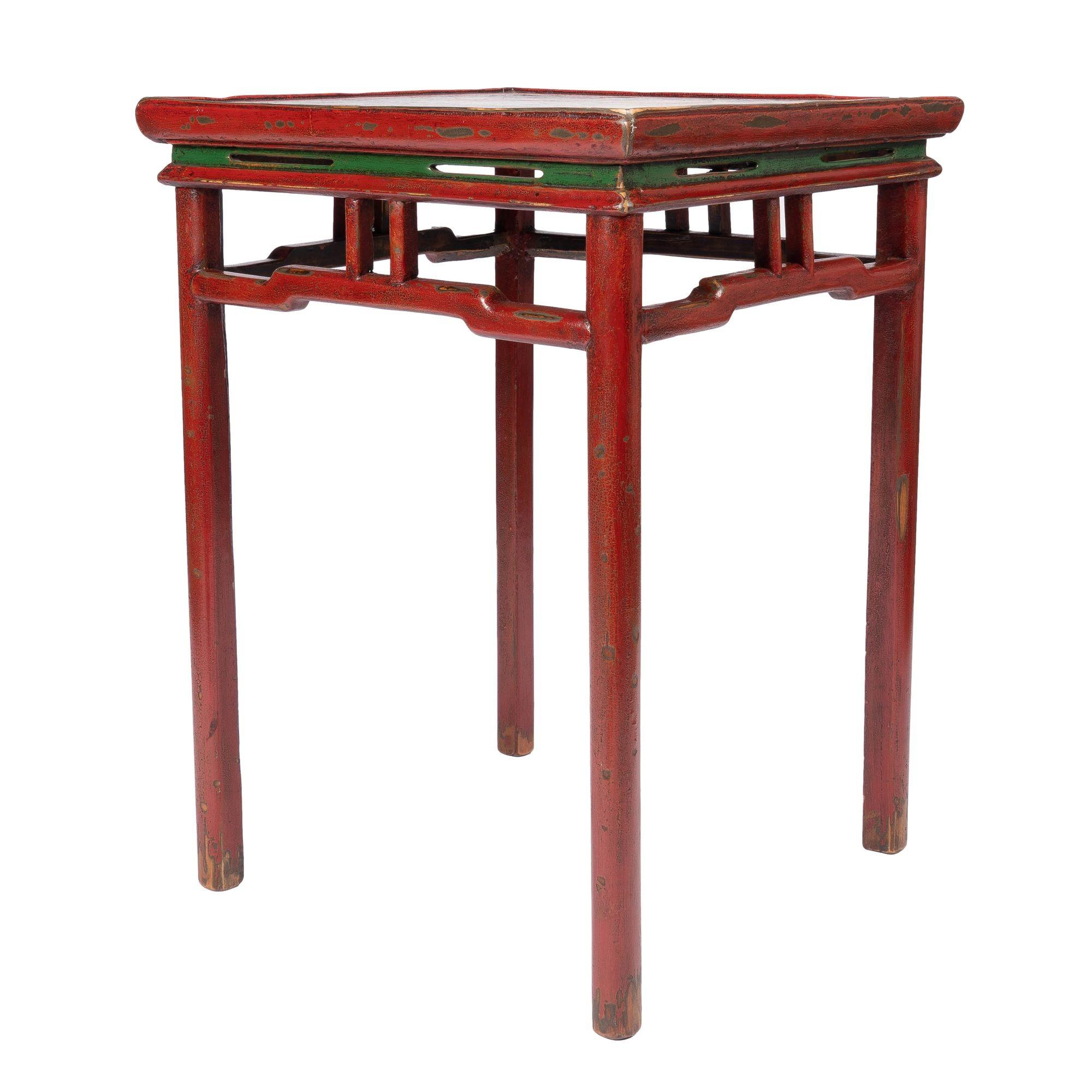 Tibetan Red Lacquered Side Table '1910' For Sale 4