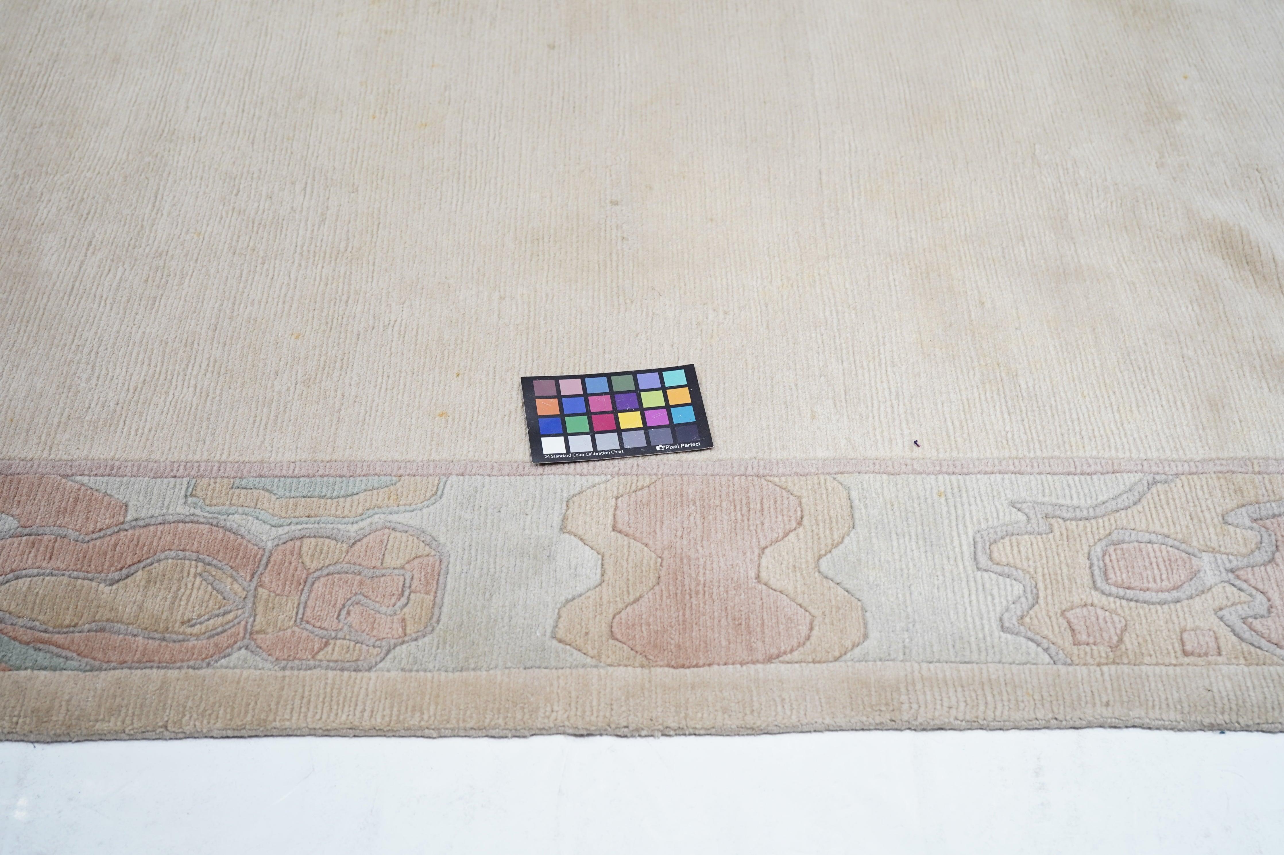 Tapis tibétain 6'8'' x 9'6'' en vente 4