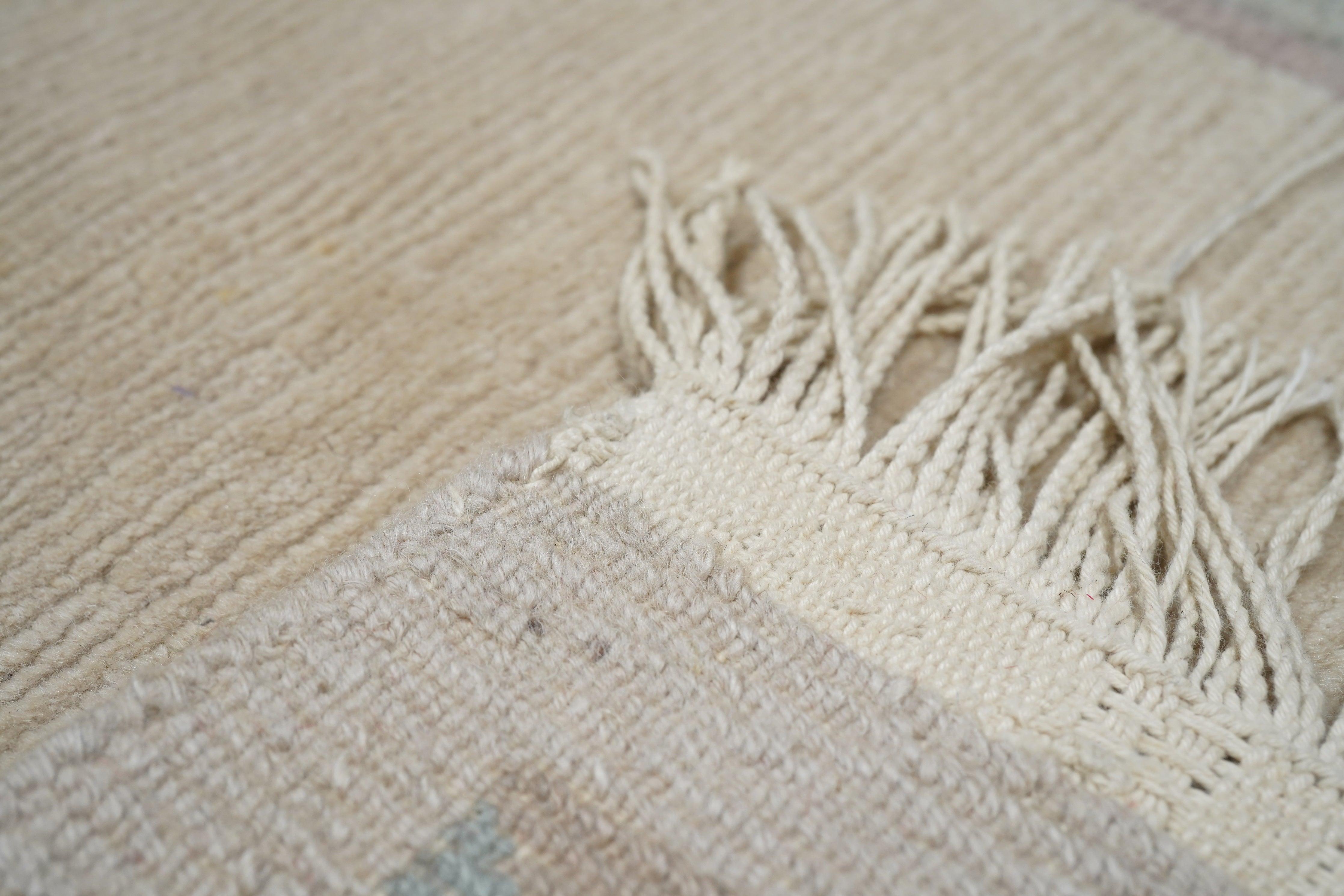 Tapis tibétain 6'8'' x 9'6'' en vente 6