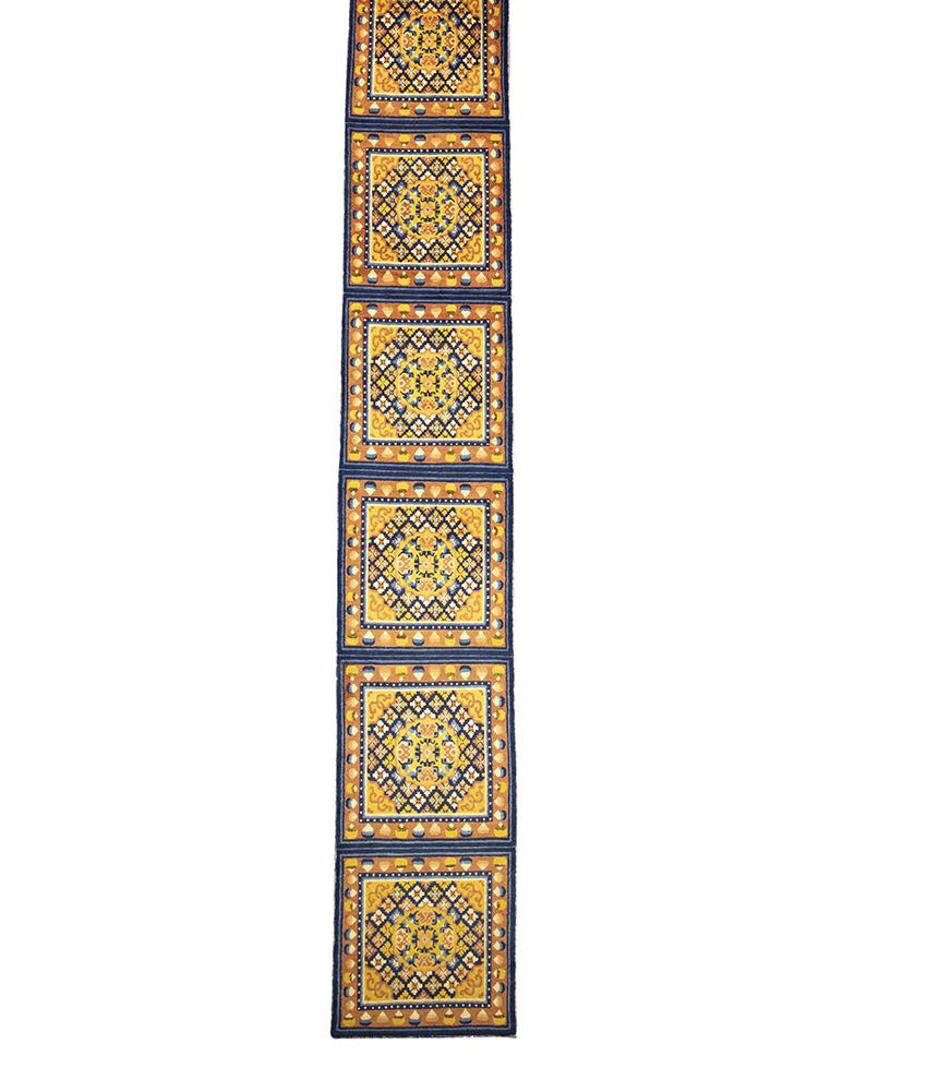 Tibetischer Teppich im antiken Tempeldesign im Zustand „Gut“ im Angebot in Ferrara, IT