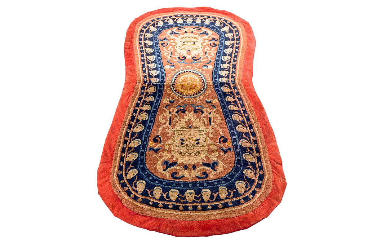 Tibetischer Teppich im Drachen-Design im Zustand „Gut“ im Angebot in Ferrara, IT