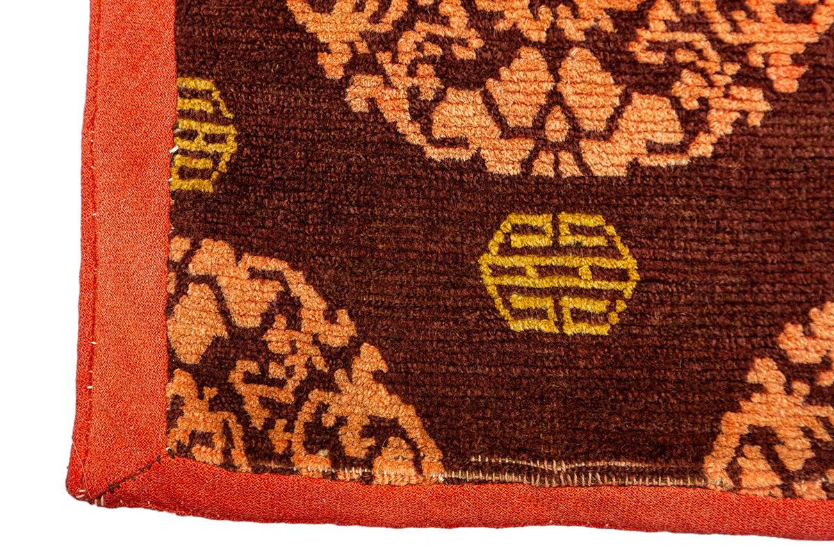 XX secolo Tappeto Tibetano Campo Rosso in vendita