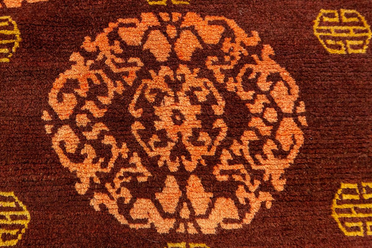 Lana Tappeto Tibetano Campo Rosso in vendita