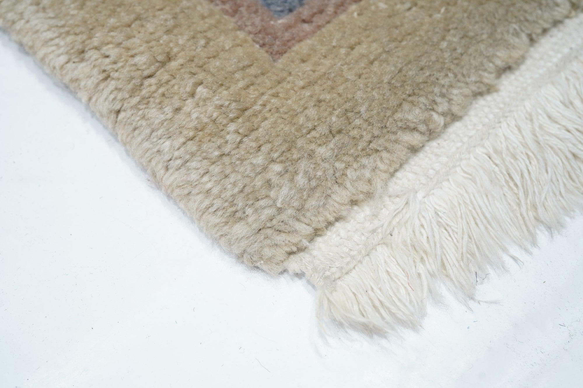 Alfombra Tibetana 2'8'' x 9'4'' Tibetano en venta