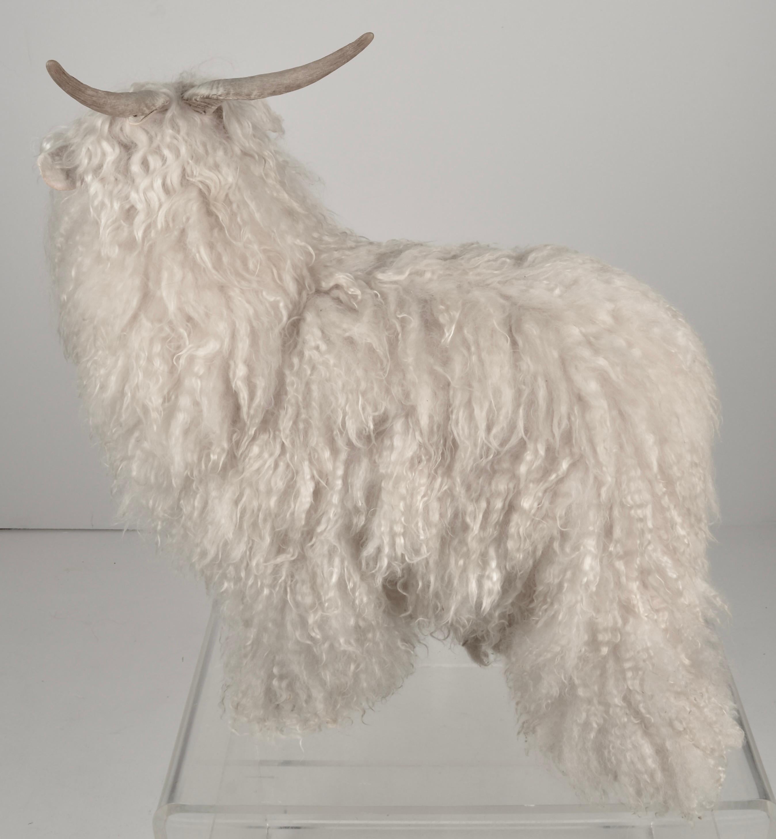 Folk Art Tibetan Sheep Footstool w/ Natural Sheep Horns For Sale