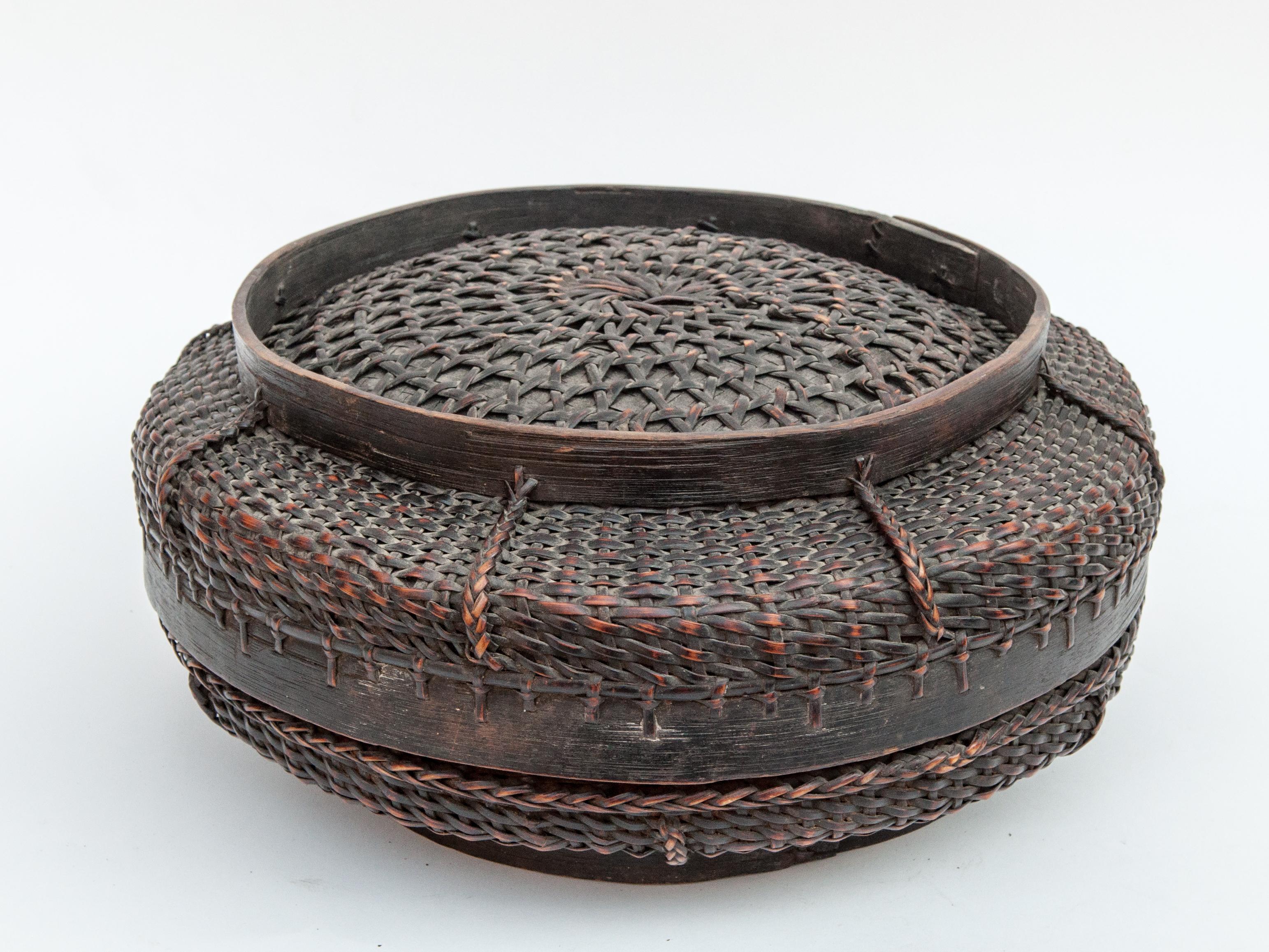 Tibetan Style Tribal Food Basket with Lid from Tibet or Bhutan, Mid-20th Century 2