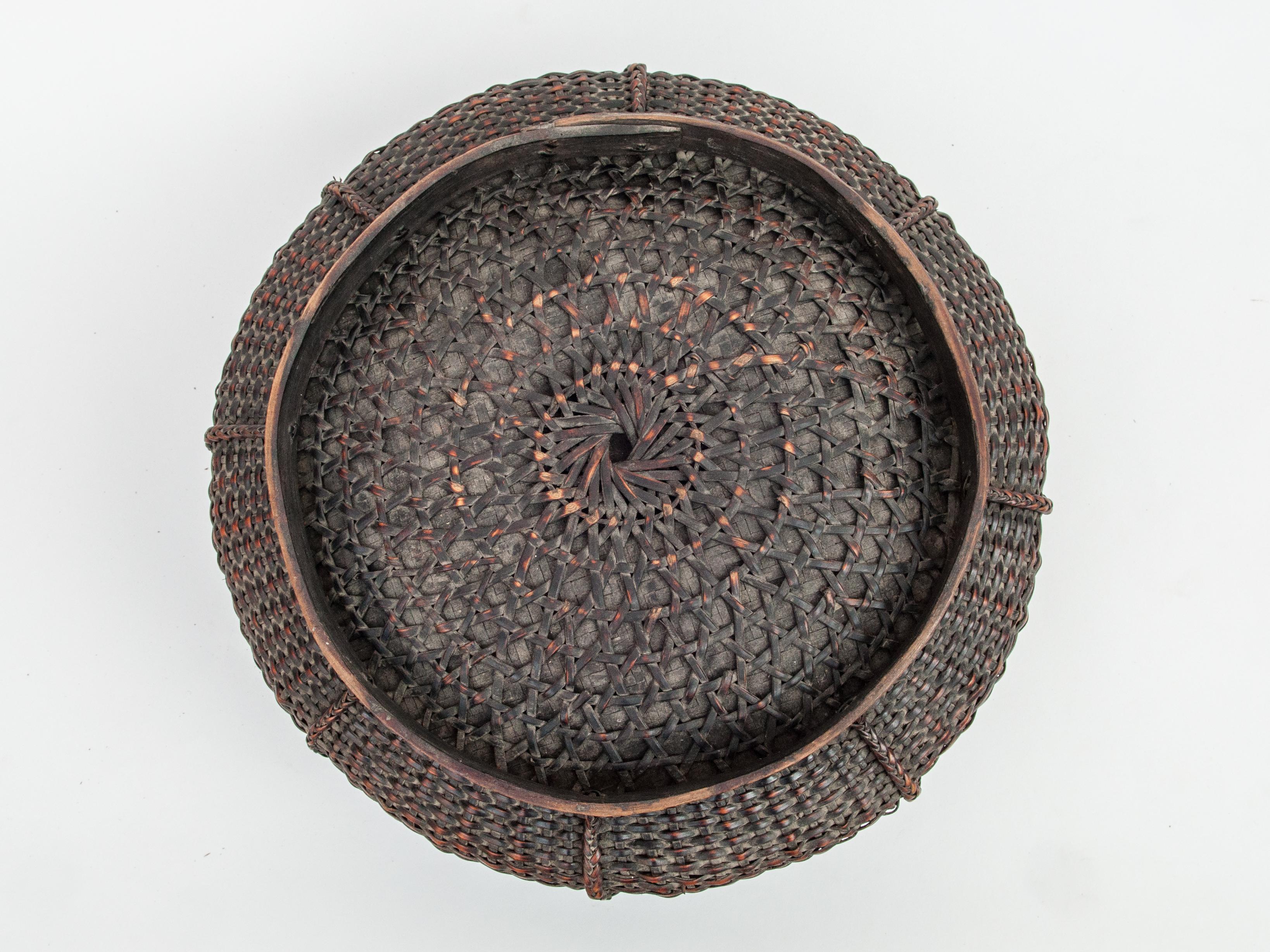 Tibetan Style Tribal Food Basket with Lid from Tibet or Bhutan, Mid-20th Century 3