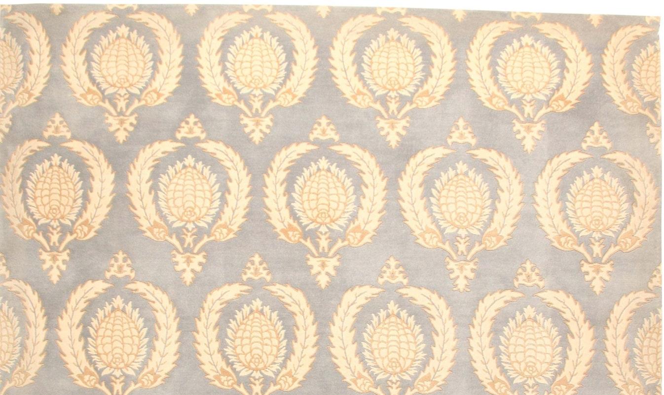 Tibetan - 'Super Fine Collection' Rug 8' x 10'
Material:Â 90% Wool - 10% Silk

Introducing Via Como, the pinnacle of ultra high-end hand-knotted rugs. Renowned for their unrivaled artistry and exclusivity, Via Como rugs are meticulously crafted