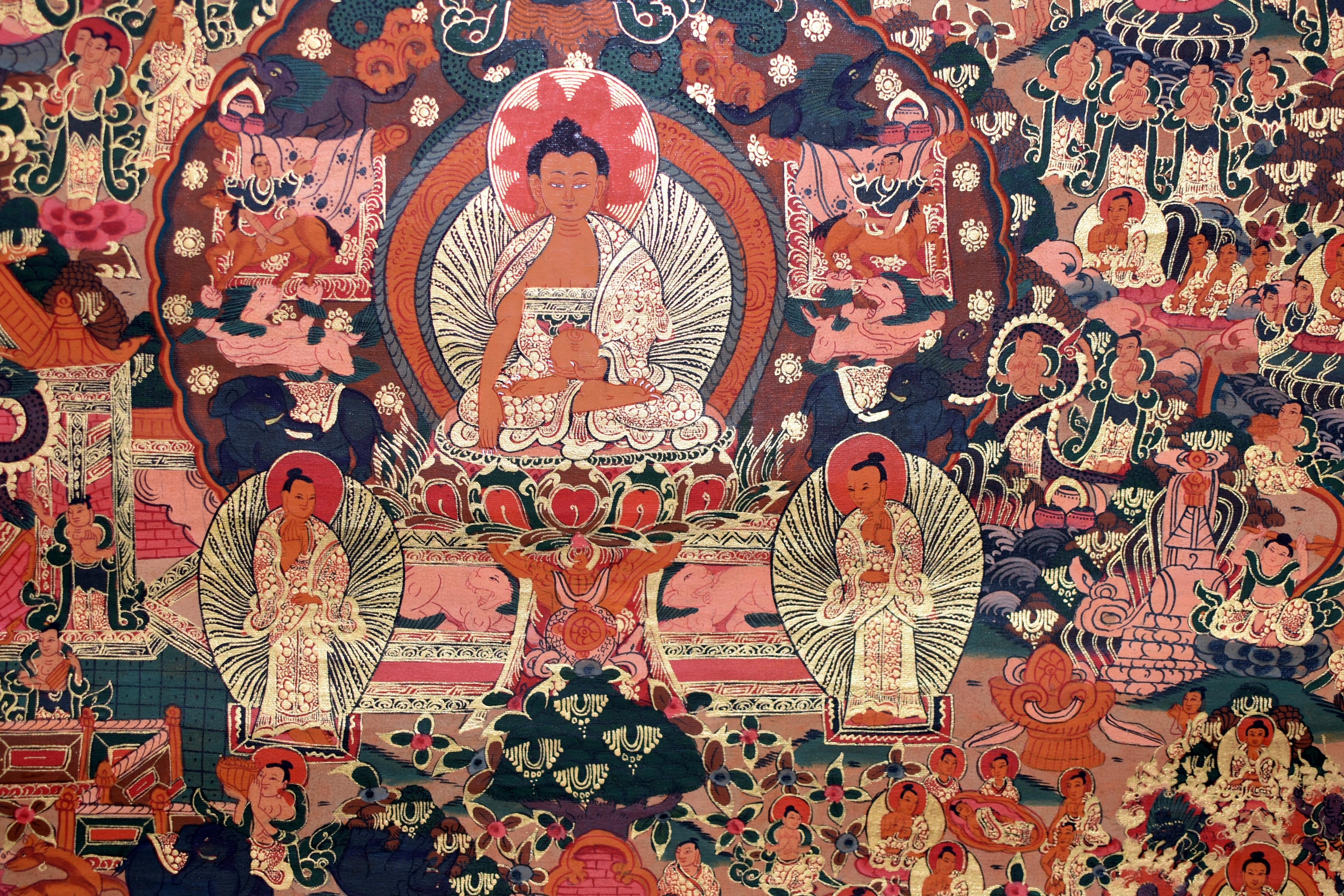 Tibetan Thangka of Amitabha Buddha Hand Painted Gilded For Sale 7